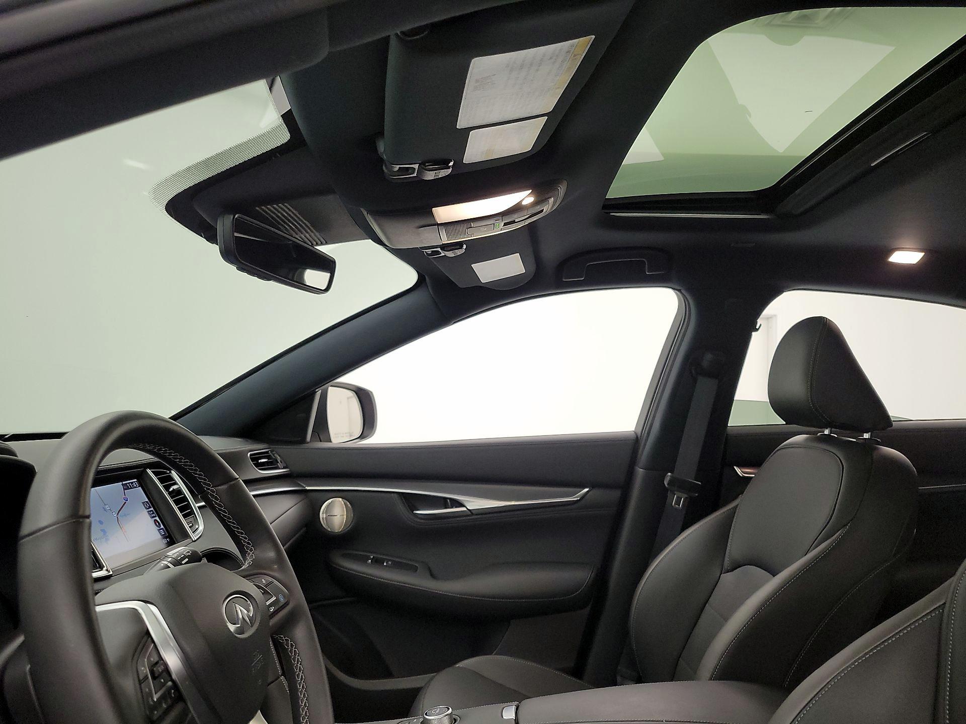 Thumbnail: 2025 INFINITI QX55 - 20