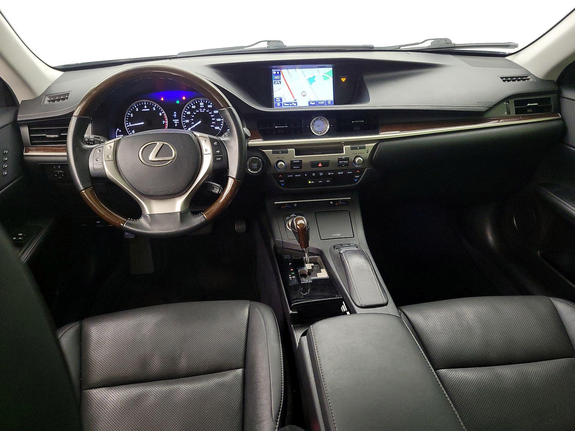 Thumbnail: 2014 Lexus ES - 9