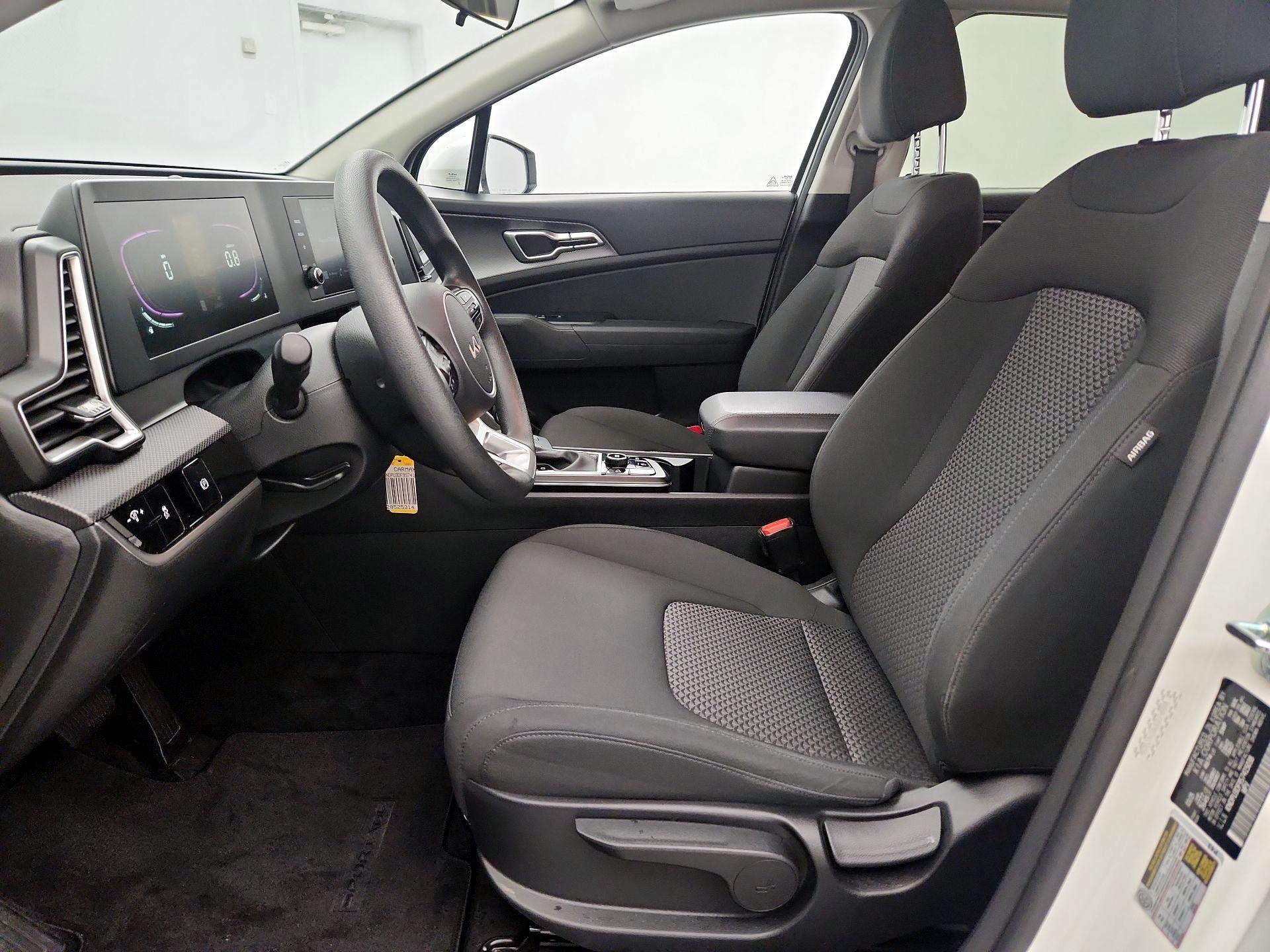 Thumbnail: 2025 Kia Sportage - 11