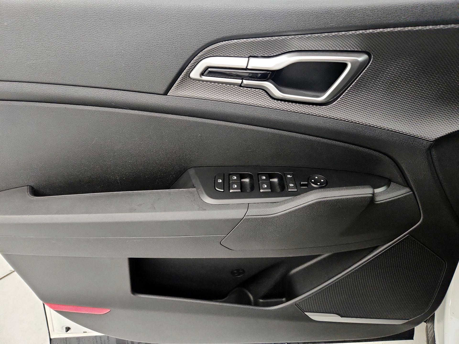 Thumbnail: 2025 Kia Sportage - 12