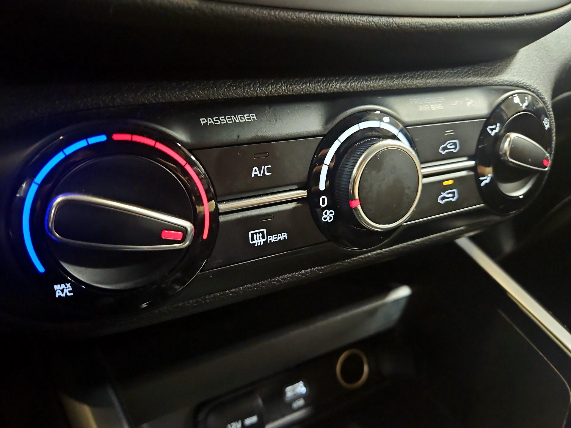 Thumbnail: 2025 Kia Soul - 16