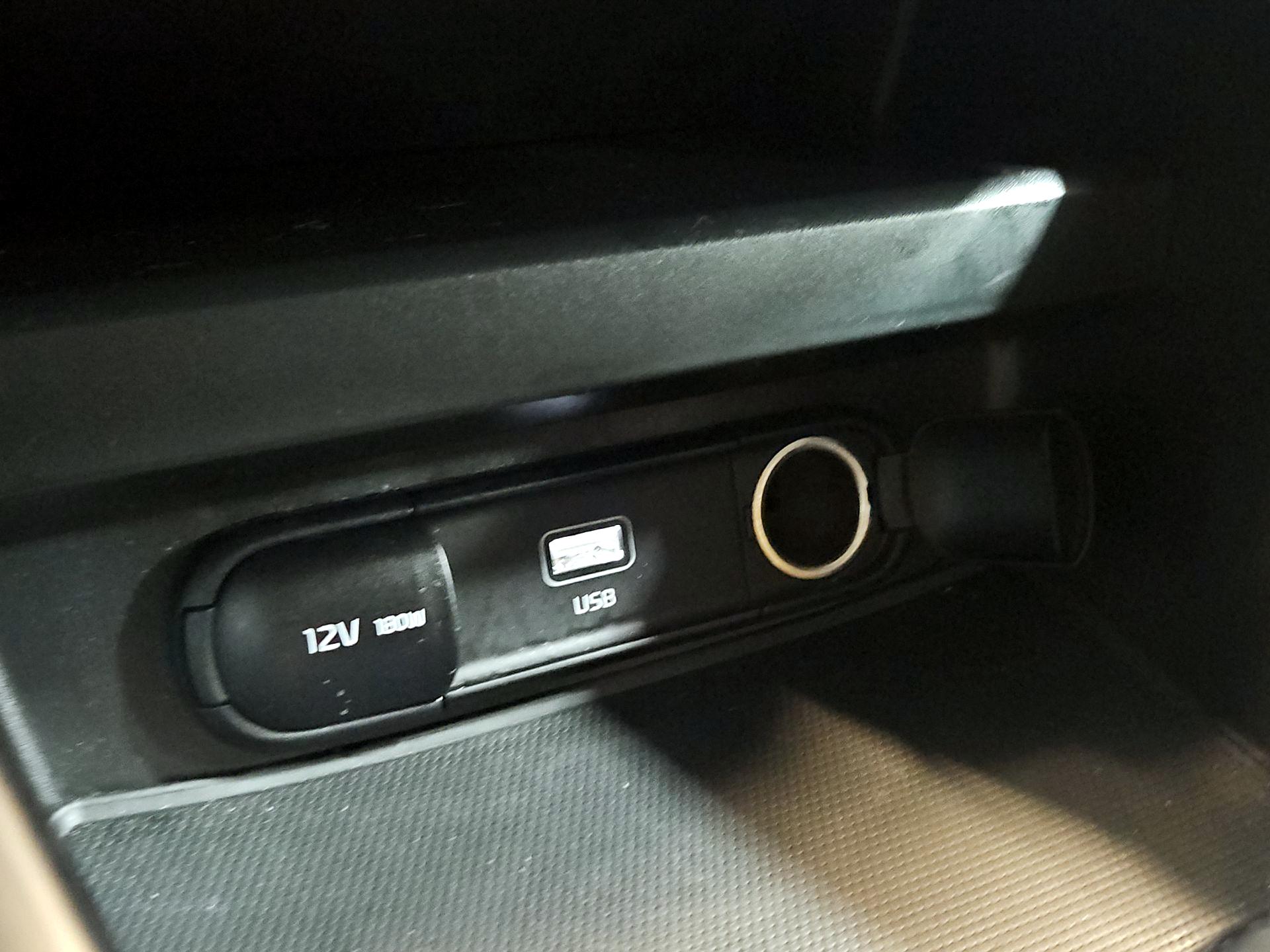 Thumbnail: 2025 Kia Soul - 18