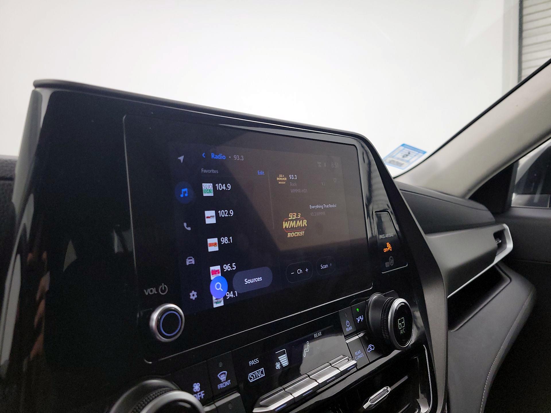 Thumbnail: 2025 Toyota Highlander - 15