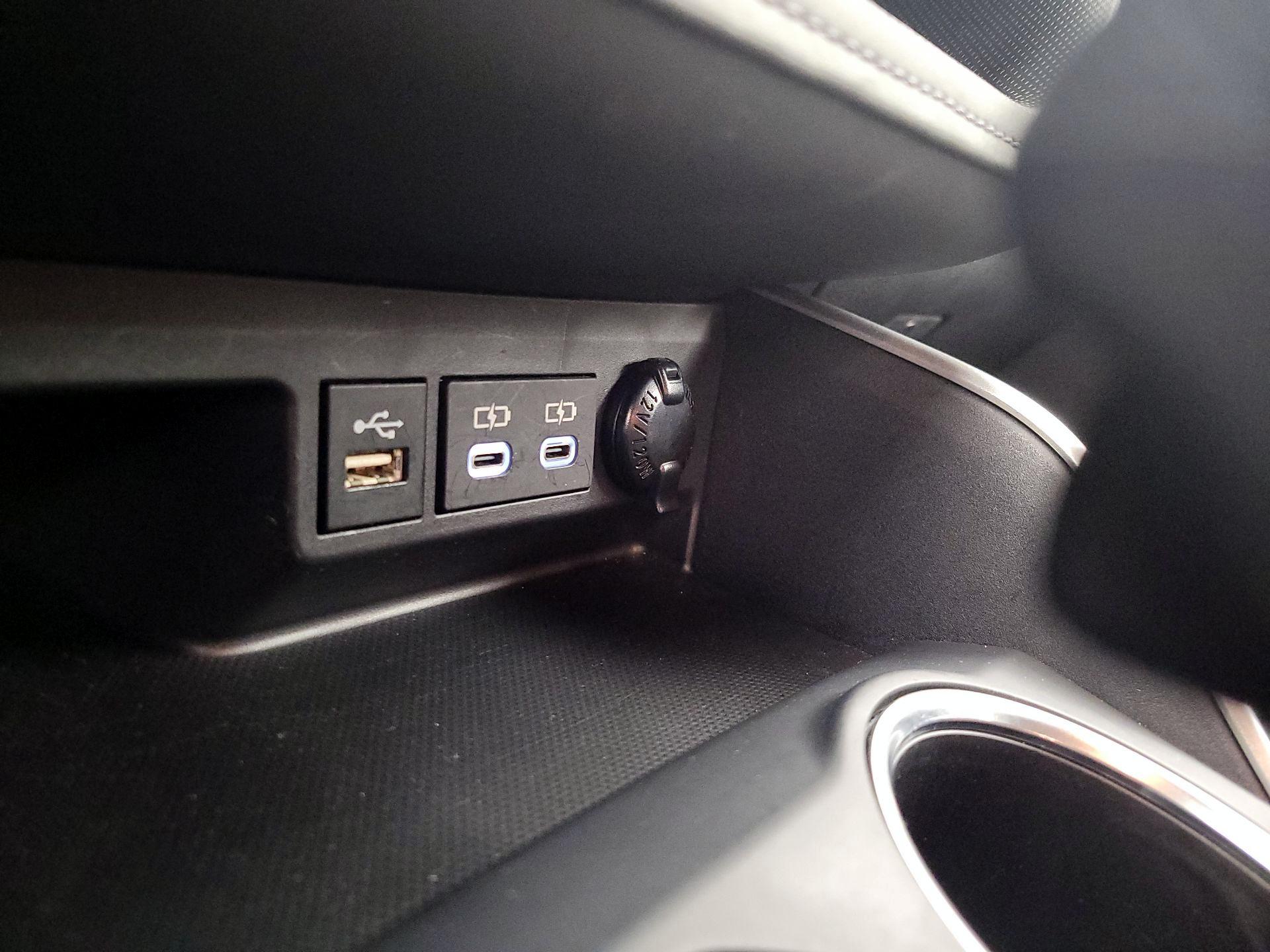 Thumbnail: 2025 Toyota Highlander - 18