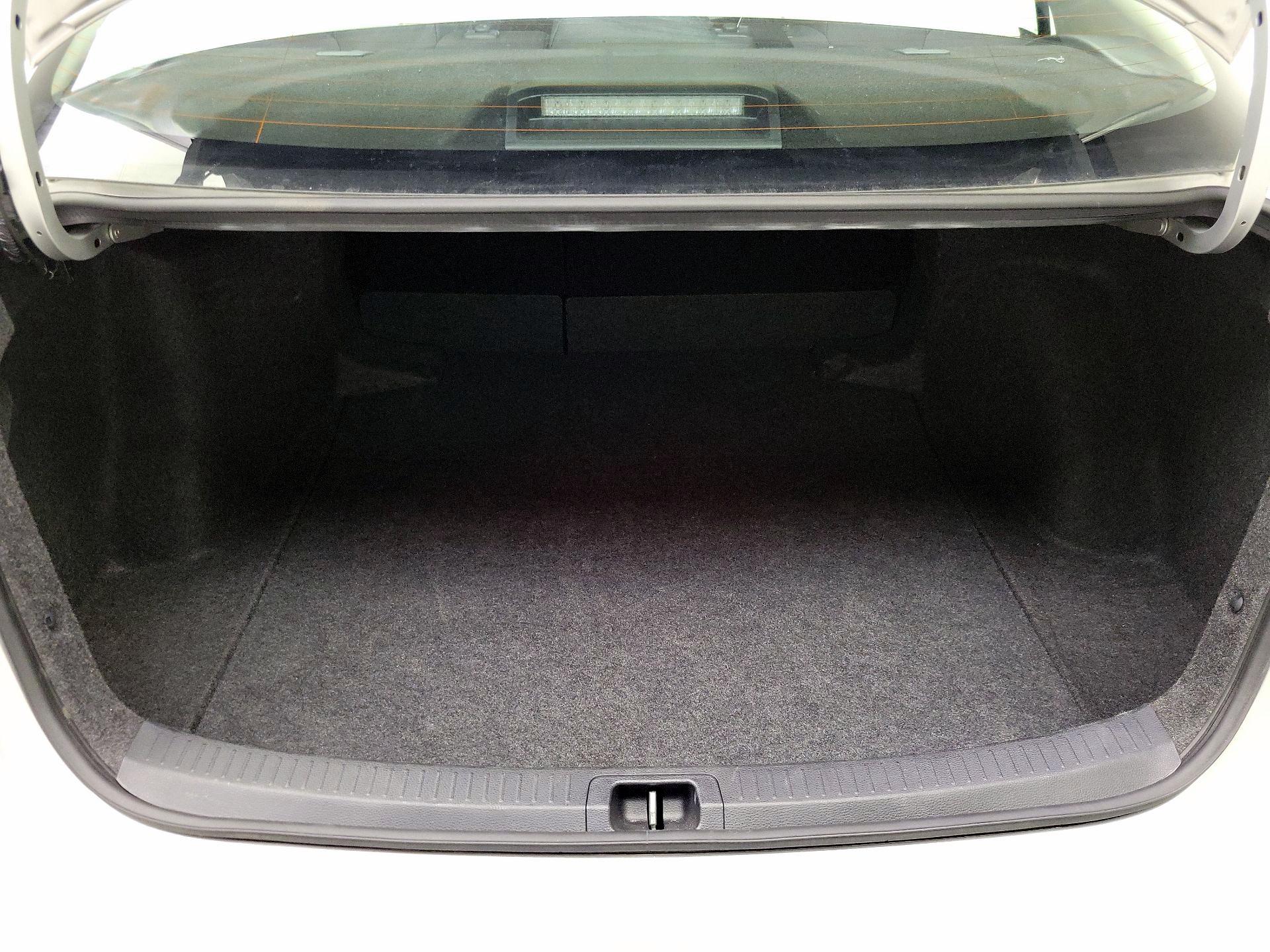 Thumbnail: 2025 Toyota Corolla - 20