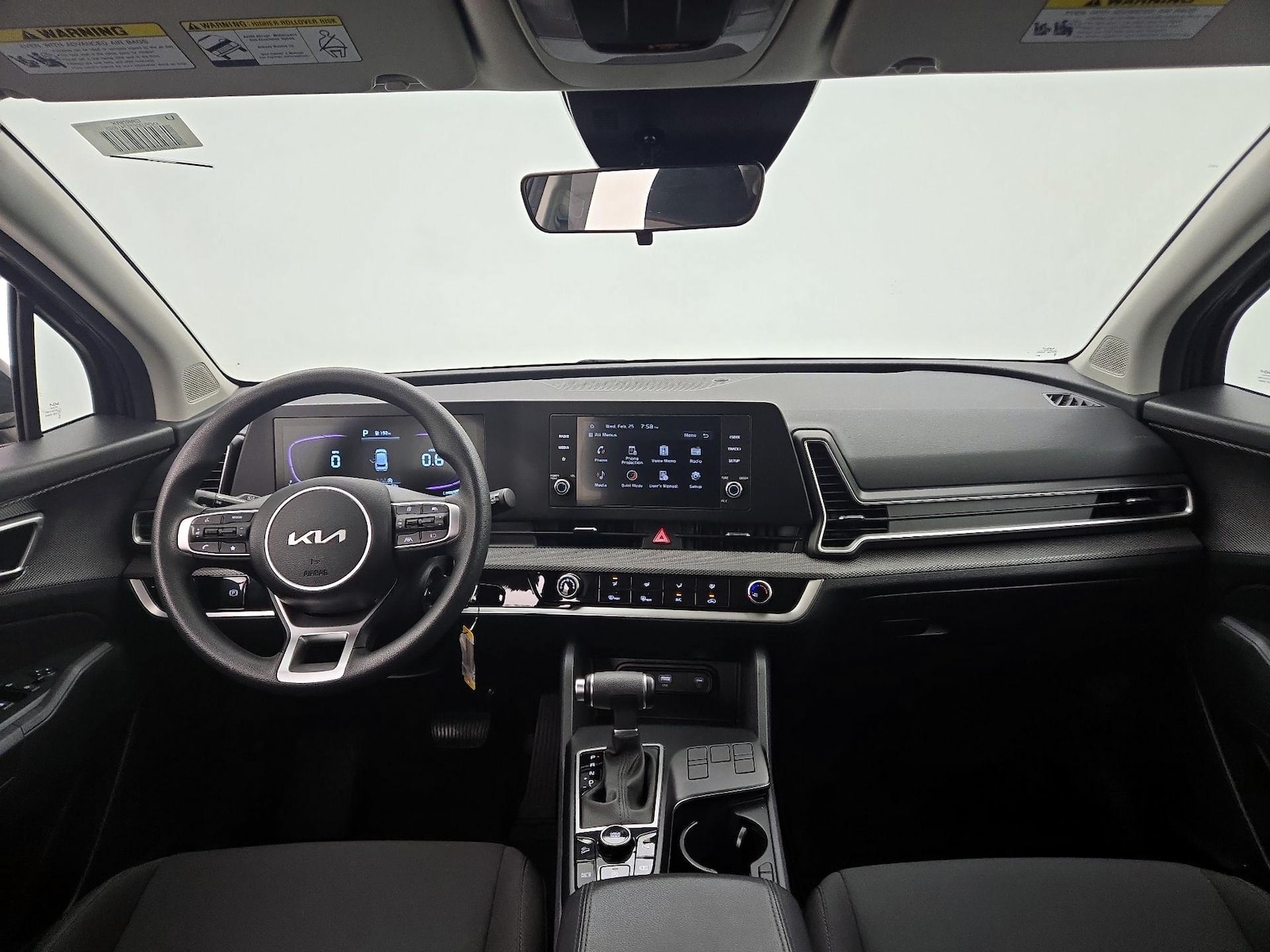 2025 Kia Sportage LX - Photo 10