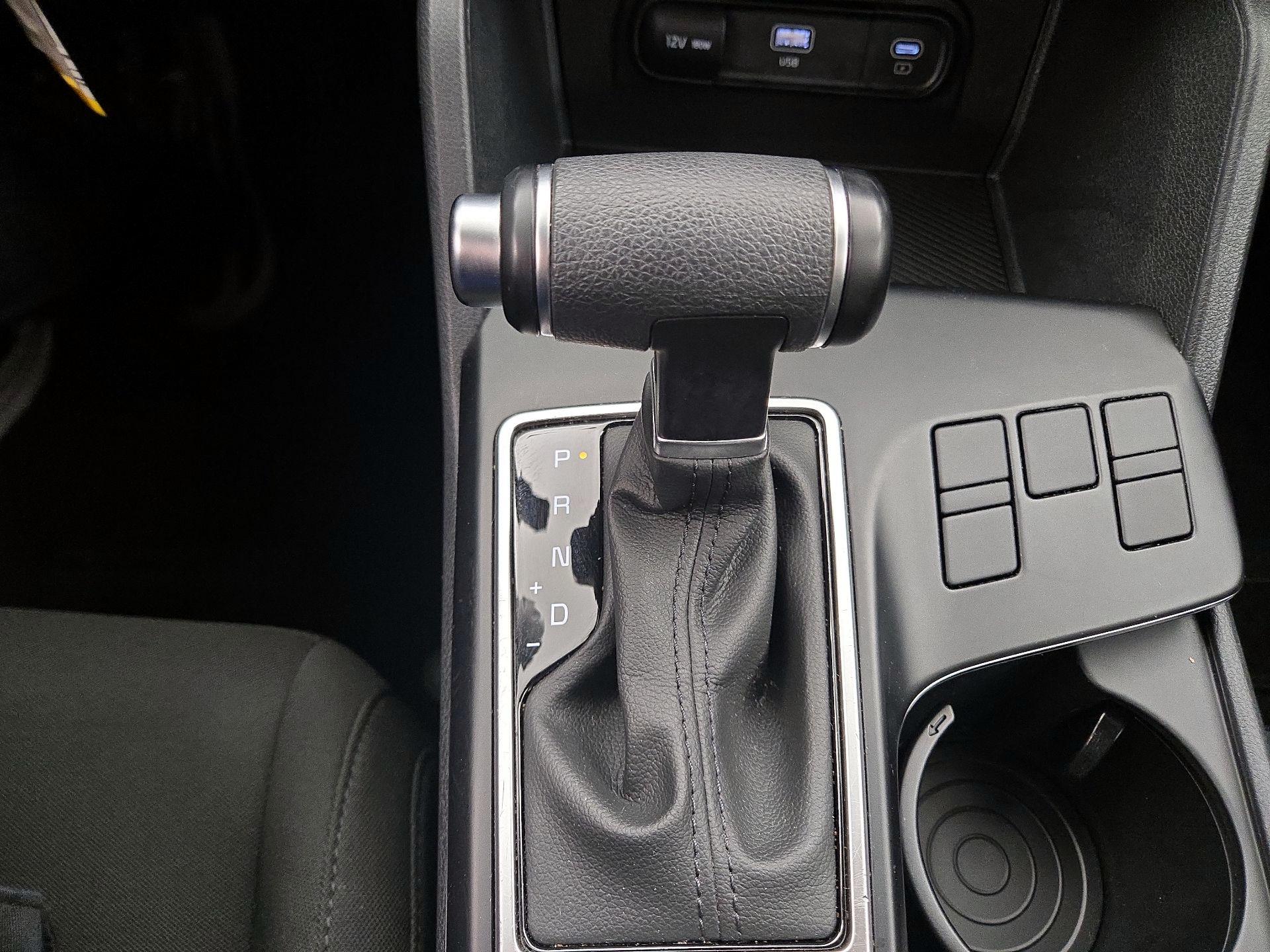 Thumbnail: 2025 Kia Sportage - 17