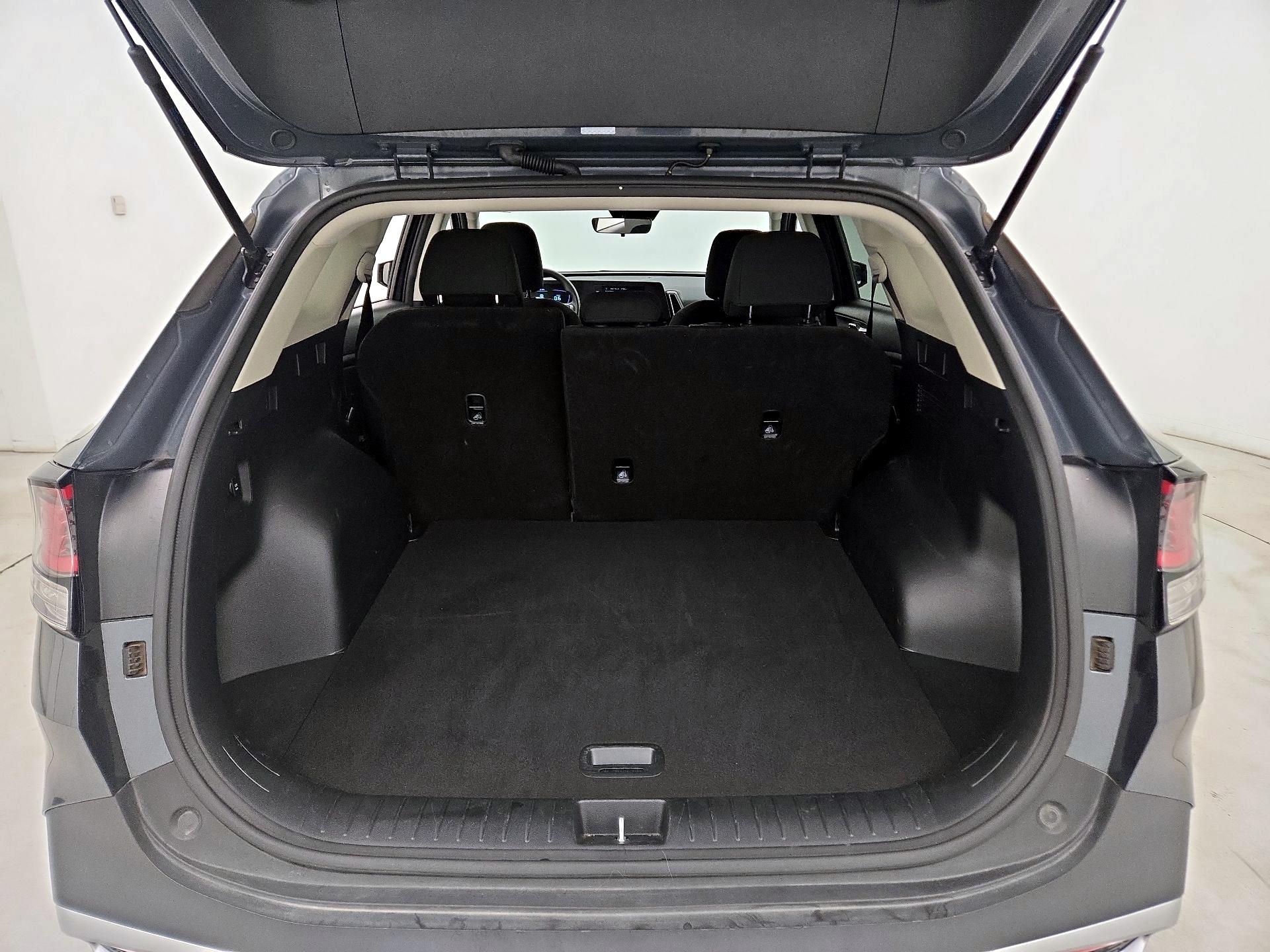 Thumbnail: 2025 Kia Sportage - 20