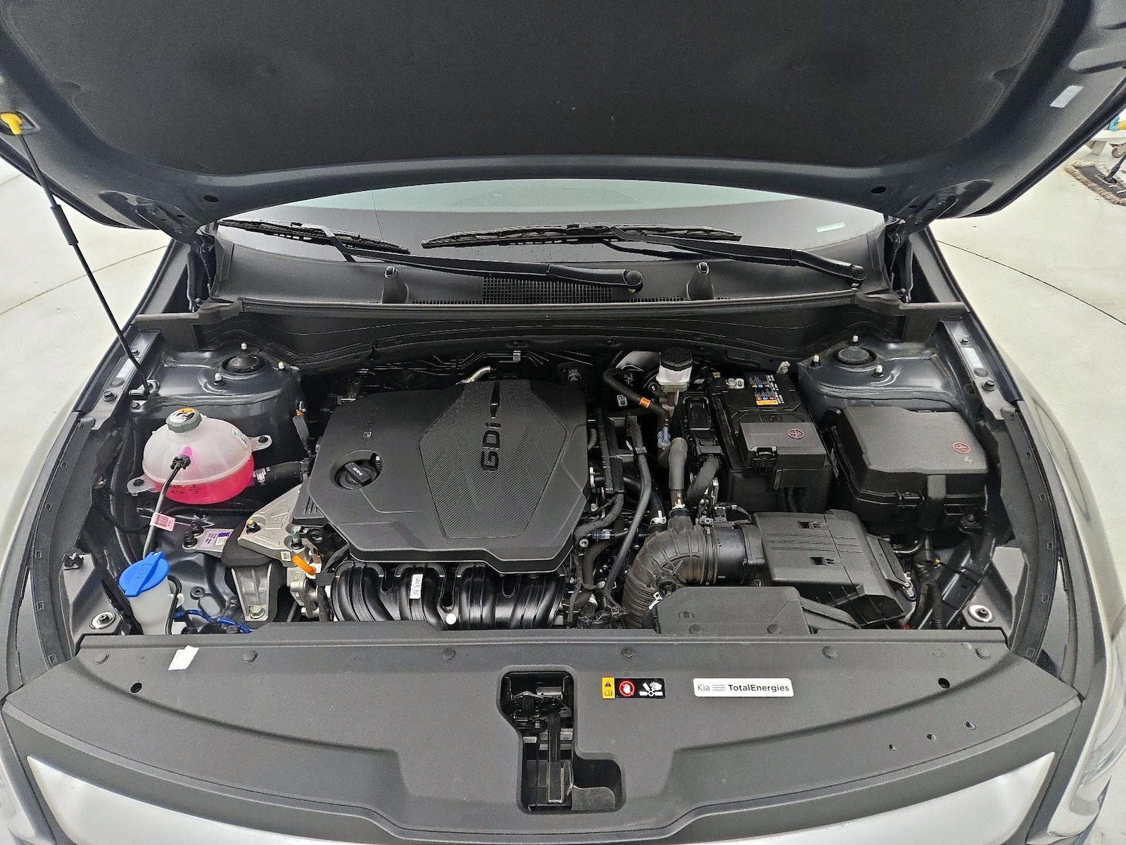 2025 Kia Sportage LX - Photo 22