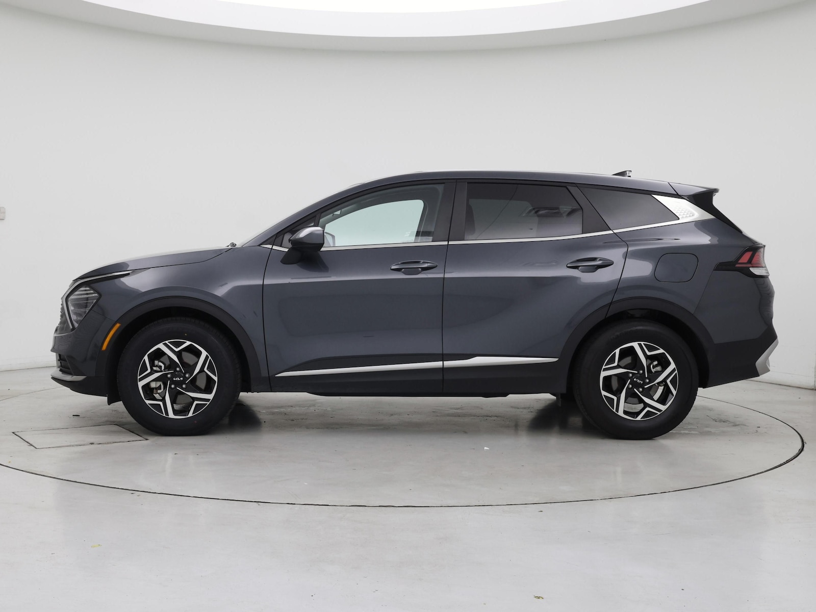 2025 Kia Sportage LX - Photo 4