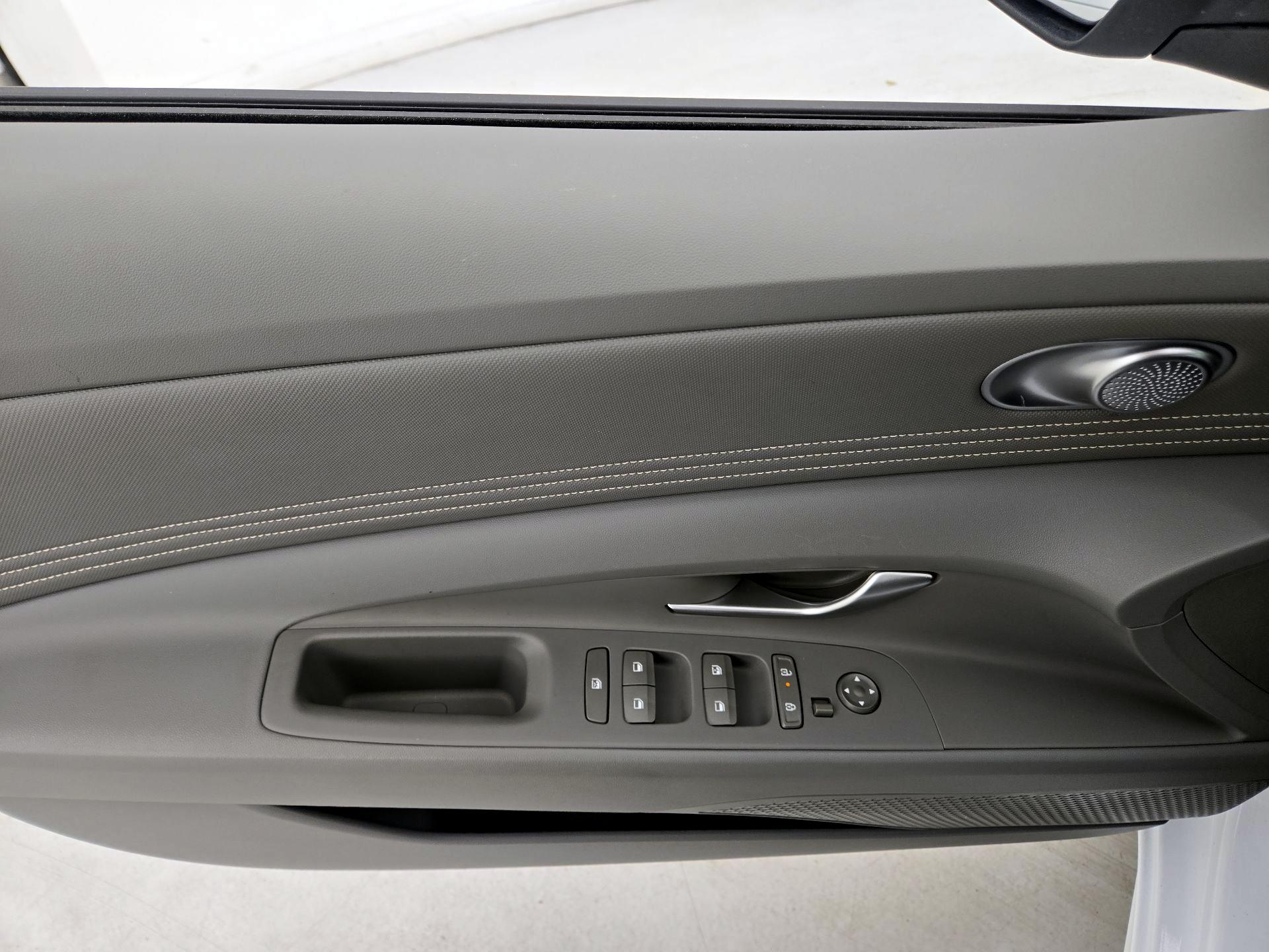 Thumbnail: 2025 Hyundai Elantra - 12