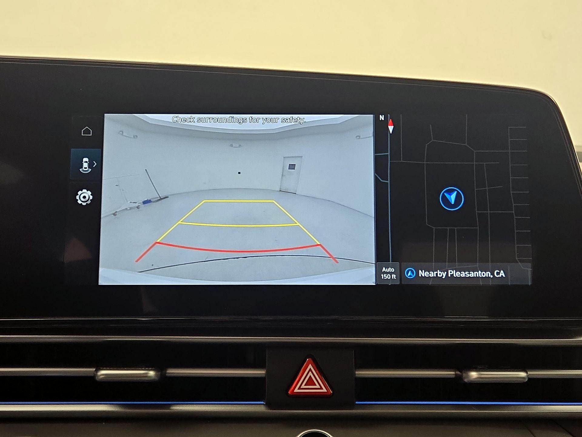 Thumbnail: 2025 Hyundai Elantra - 15