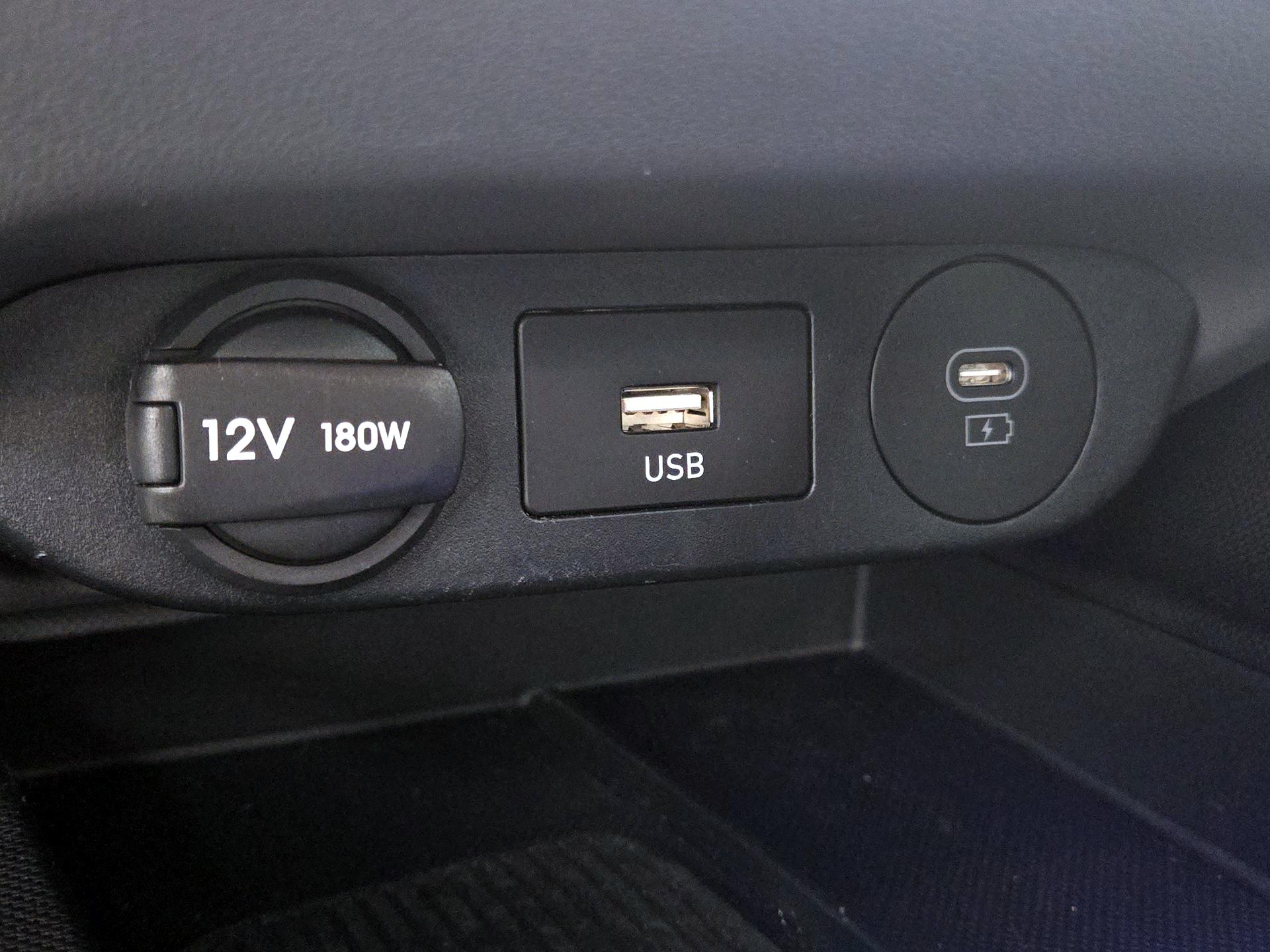 Thumbnail: 2025 Hyundai Elantra - 19