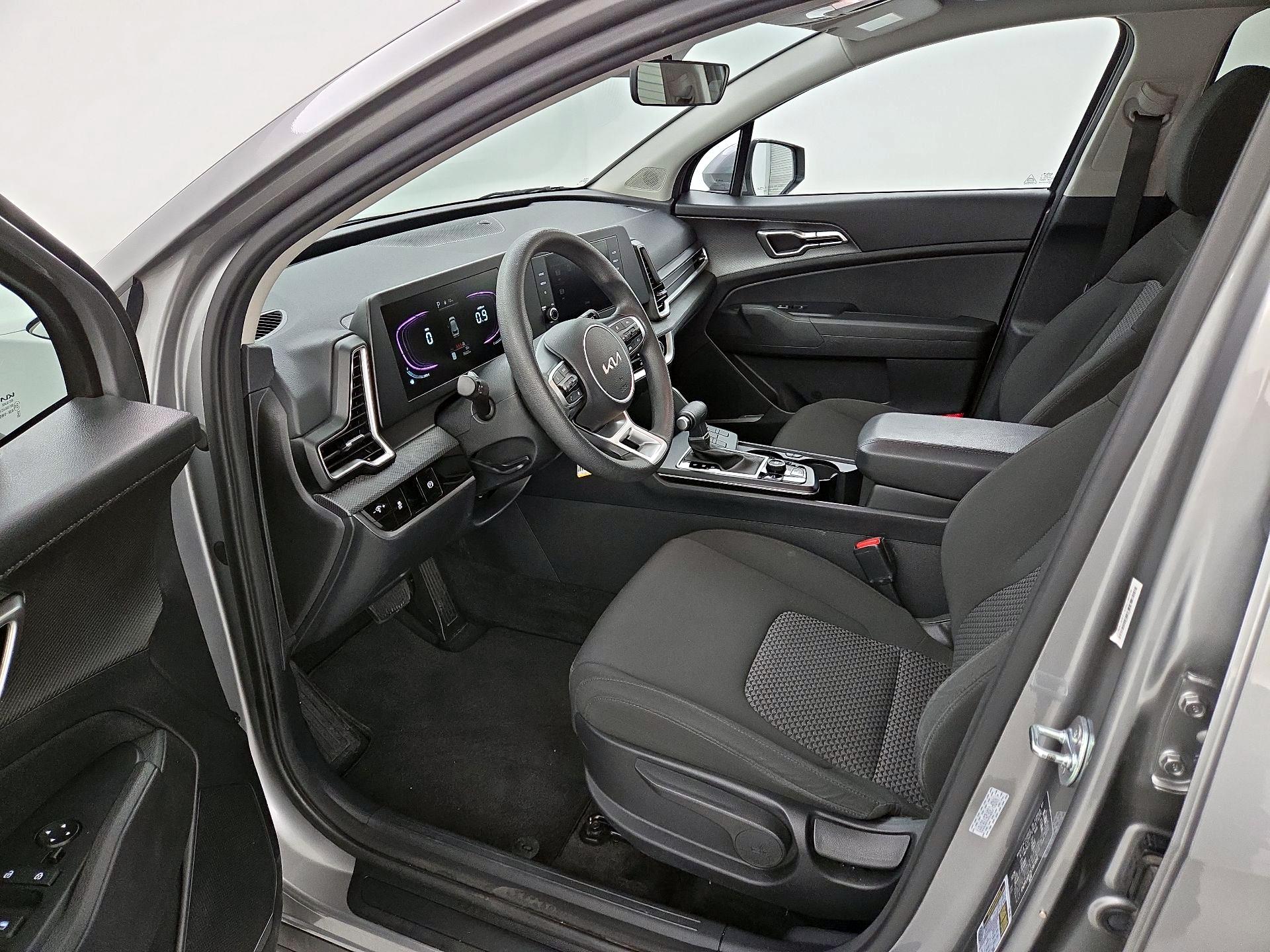 Thumbnail: 2025 Kia Sportage - 11