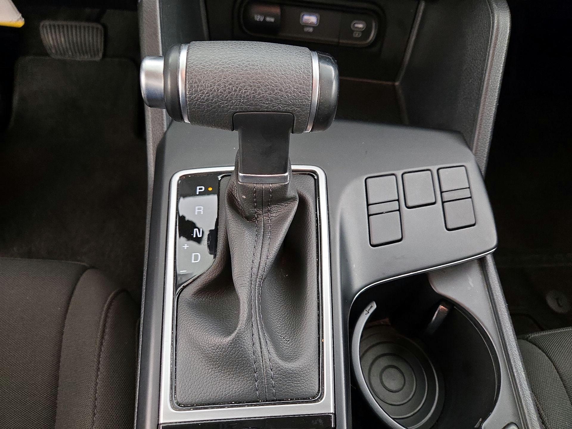 Thumbnail: 2025 Kia Sportage - 17