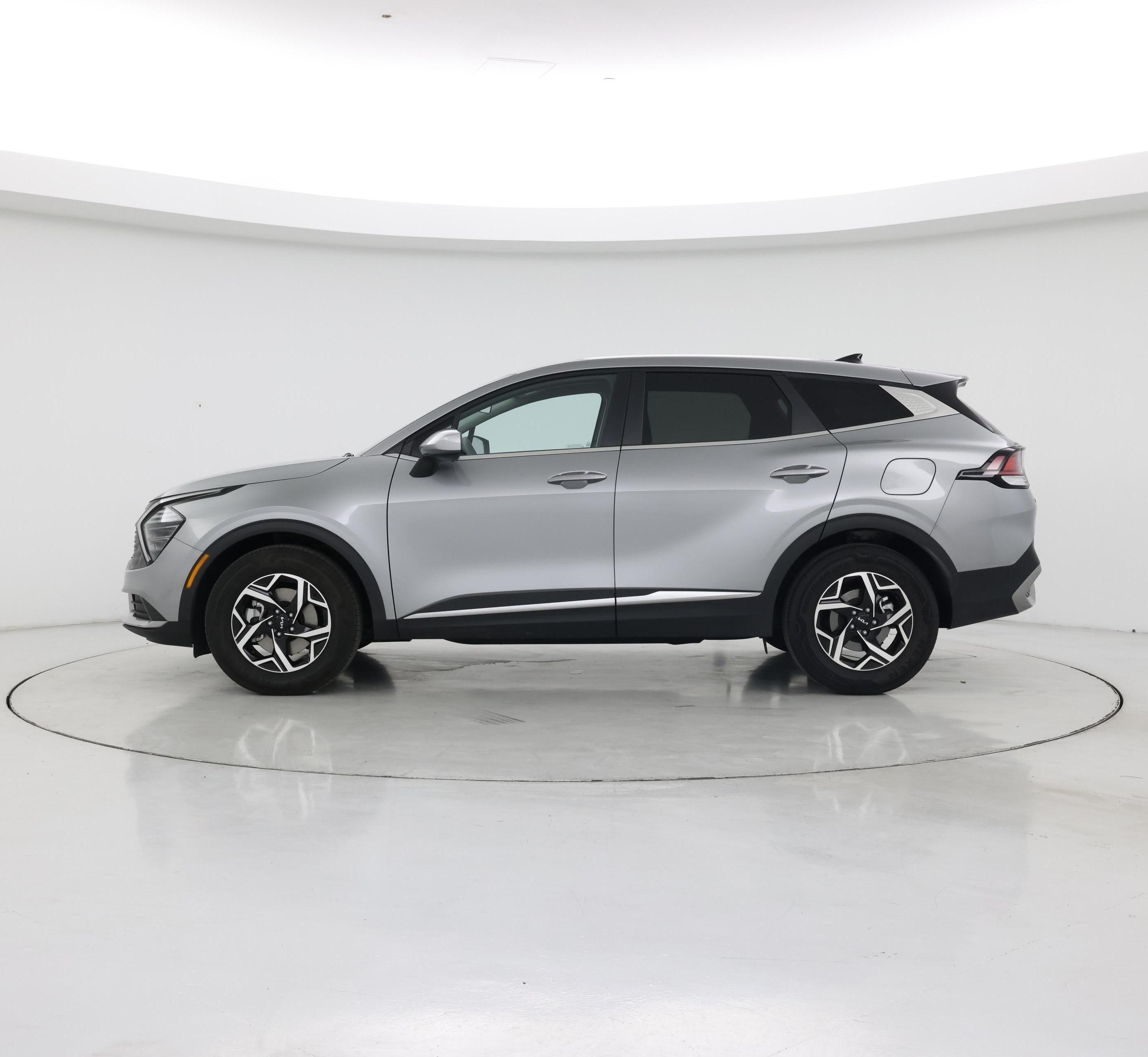 Thumbnail: 2025 Kia Sportage - 3