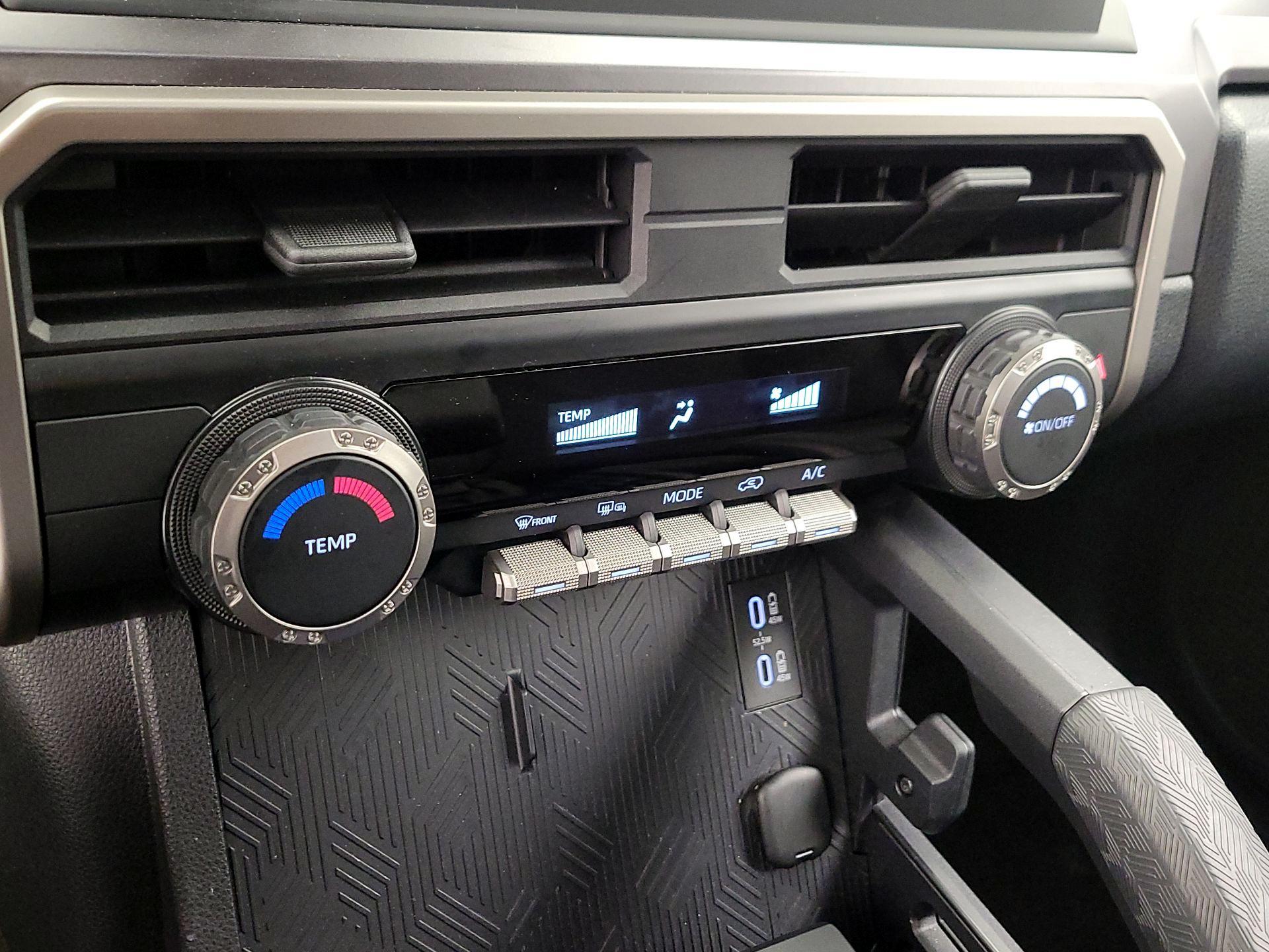 Thumbnail: 2025 Toyota 4Runner - 16