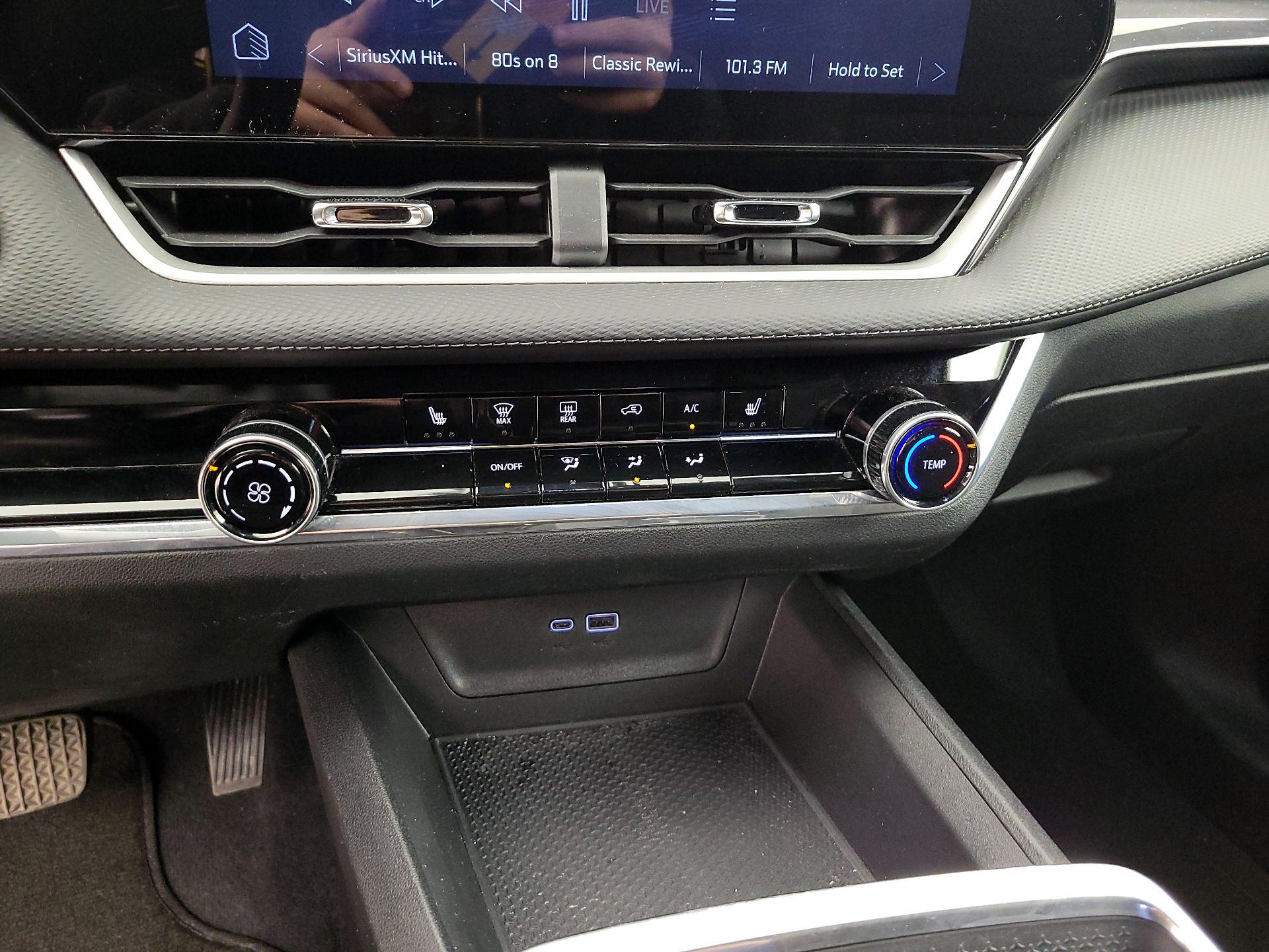 Thumbnail: 2025 Chevrolet Equinox - 17