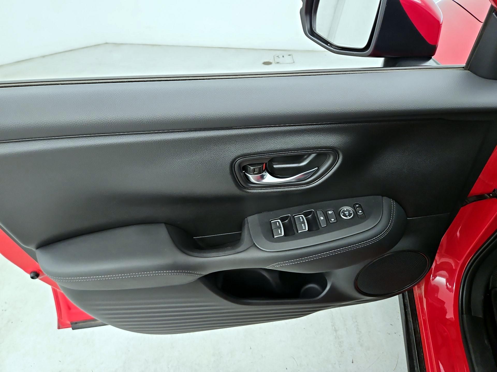 Thumbnail: 2025 Honda HR-V - 12