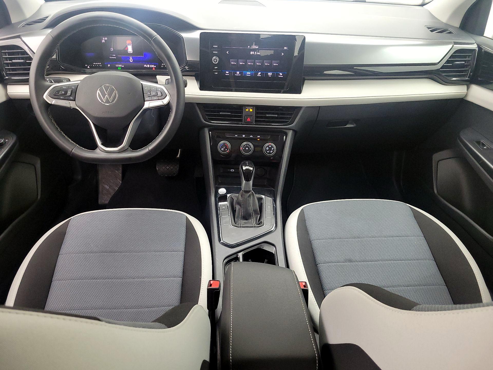 Thumbnail: 2025 Volkswagen Taos - 9