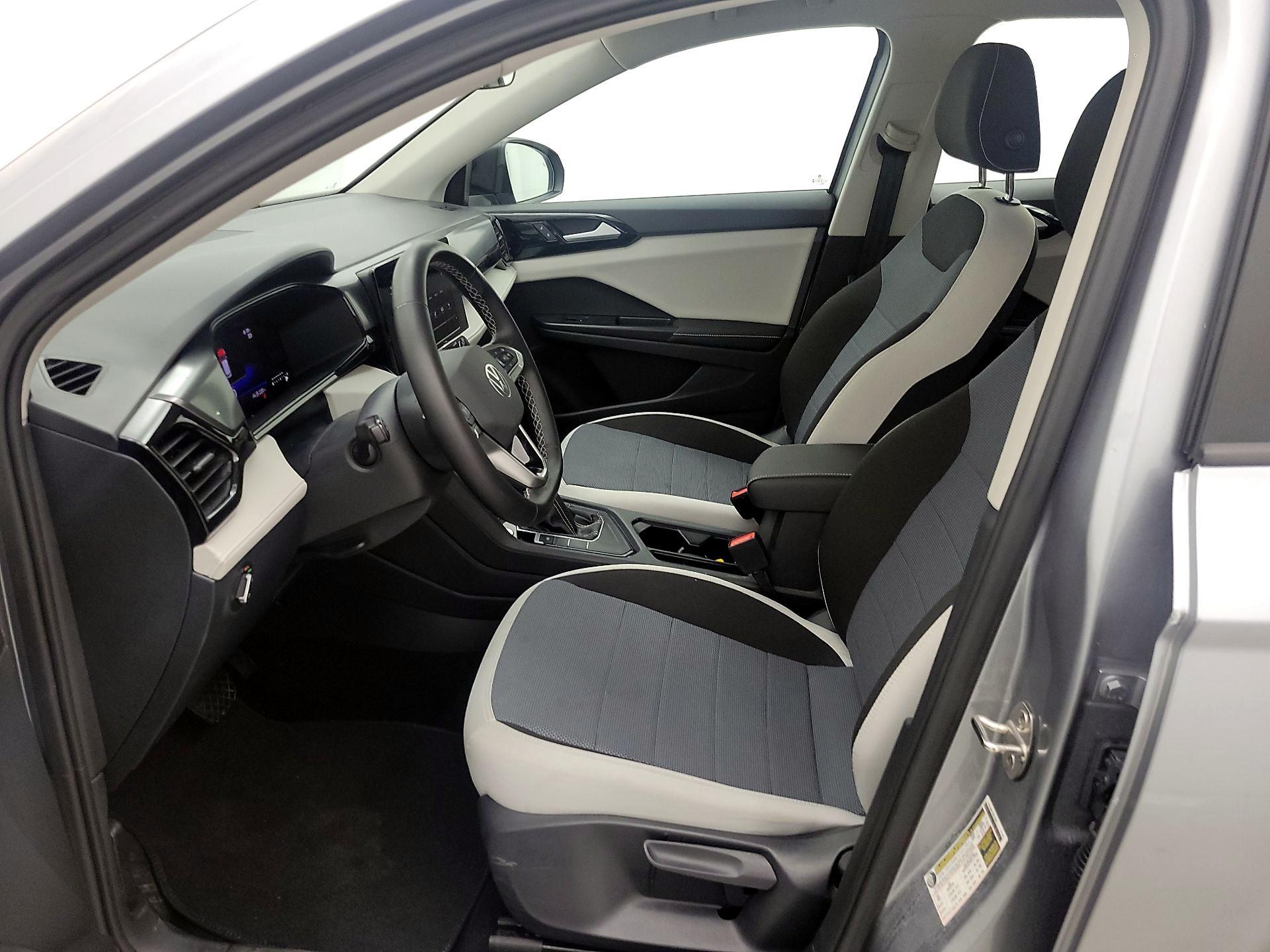 Thumbnail: 2025 Volkswagen Taos - 11