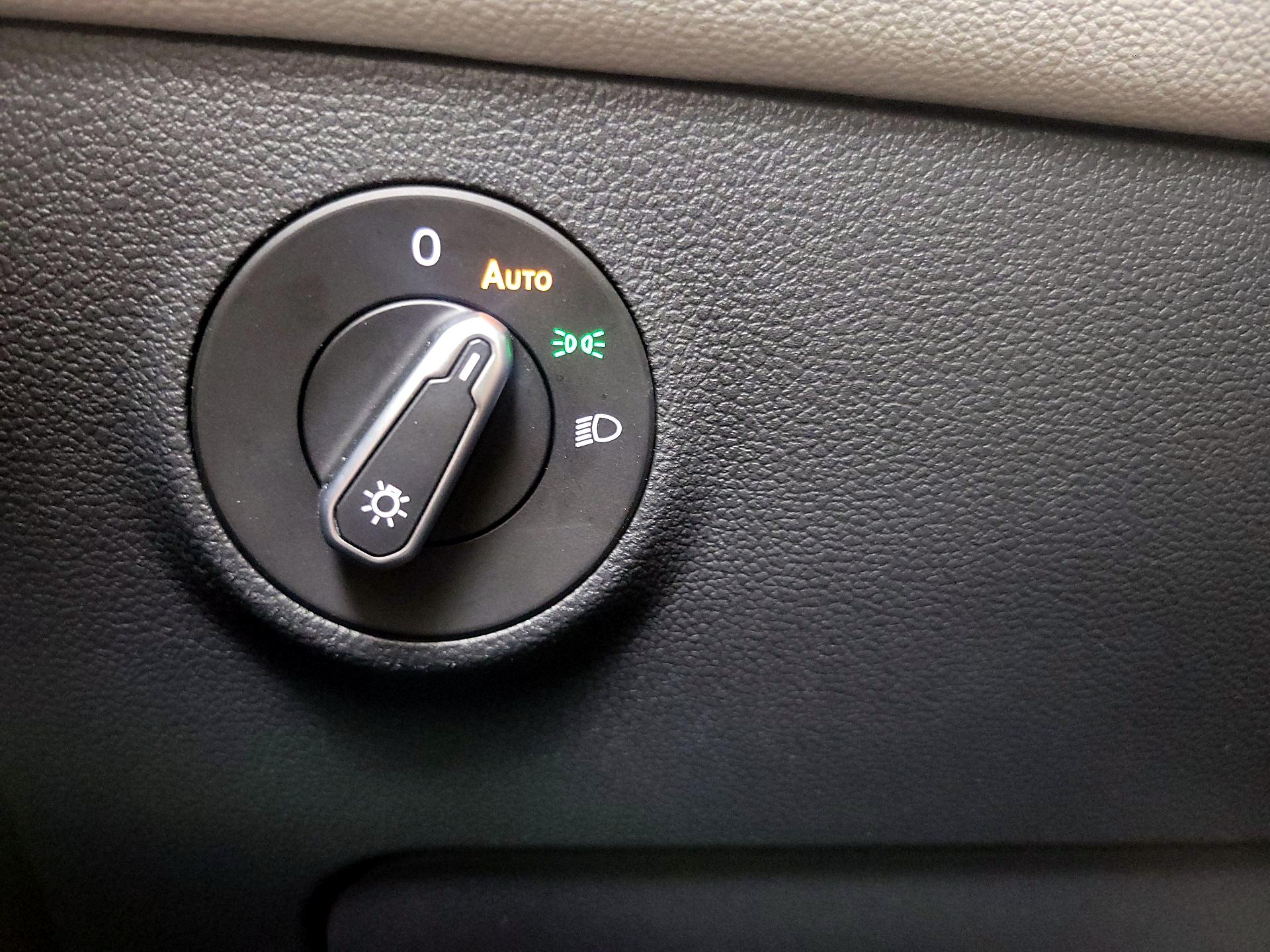 Thumbnail: 2025 Volkswagen Taos - 13