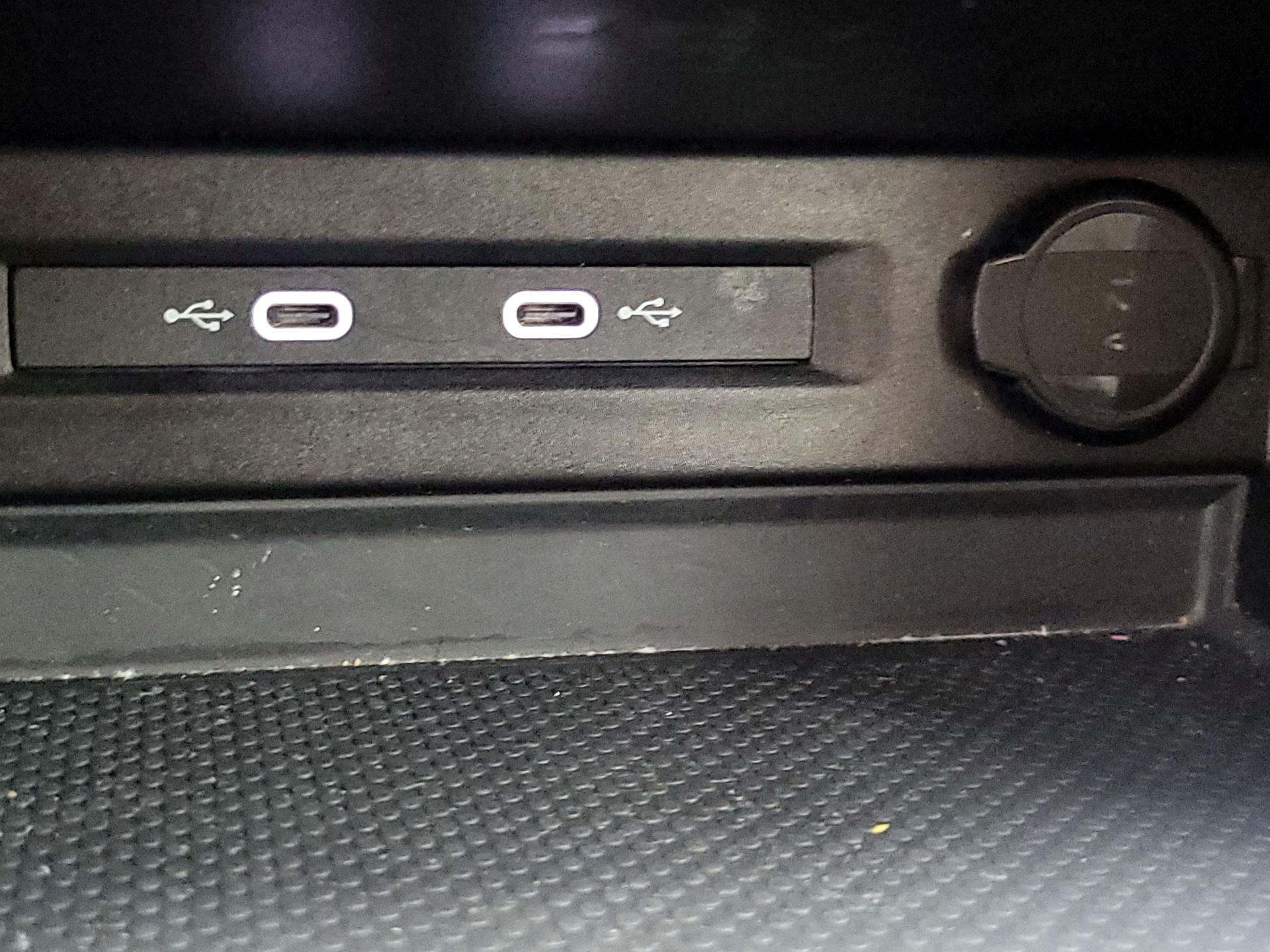 Thumbnail: 2025 Volkswagen Taos - 18