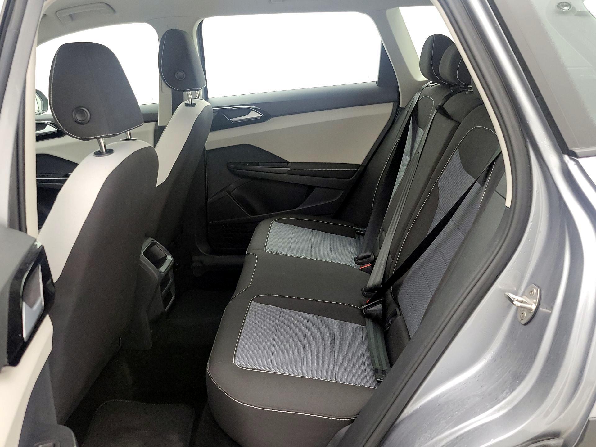 Thumbnail: 2025 Volkswagen Taos - 19