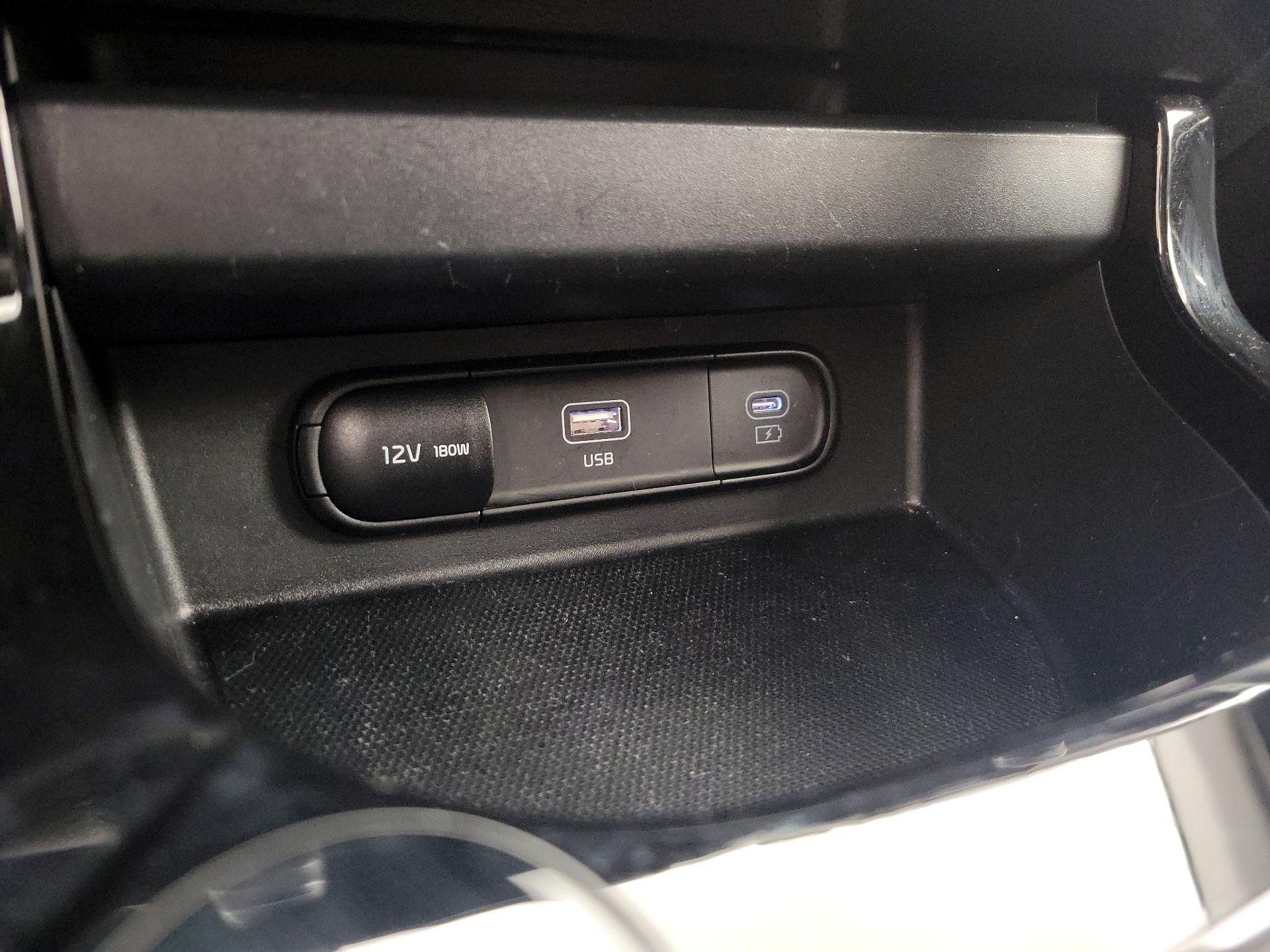 Thumbnail: 2025 Kia Seltos - 19