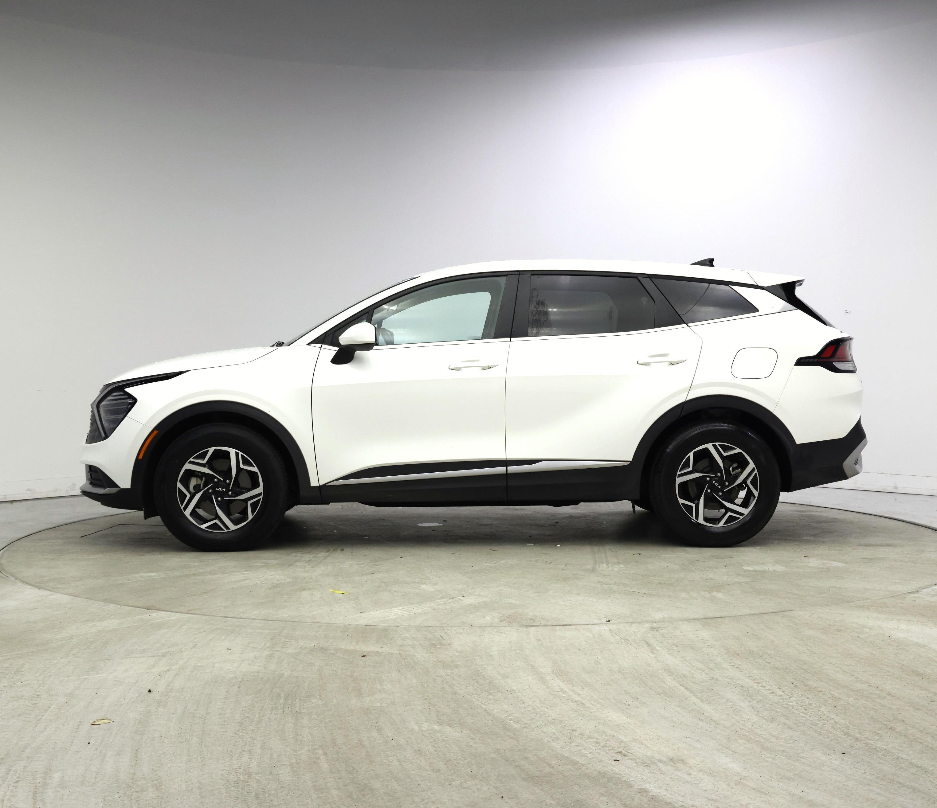 Thumbnail: 2025 Kia Sportage - 3
