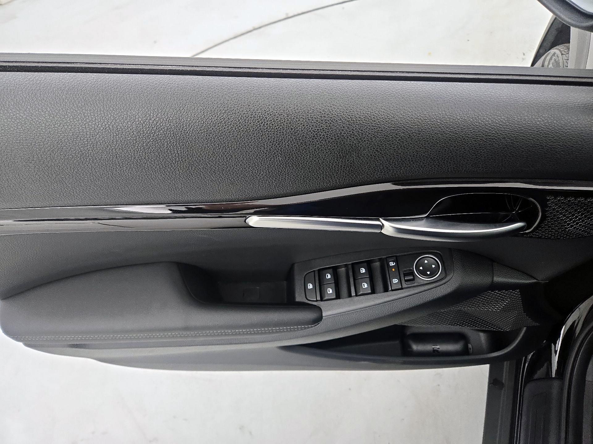 Thumbnail: 2025 Kia Seltos - 12