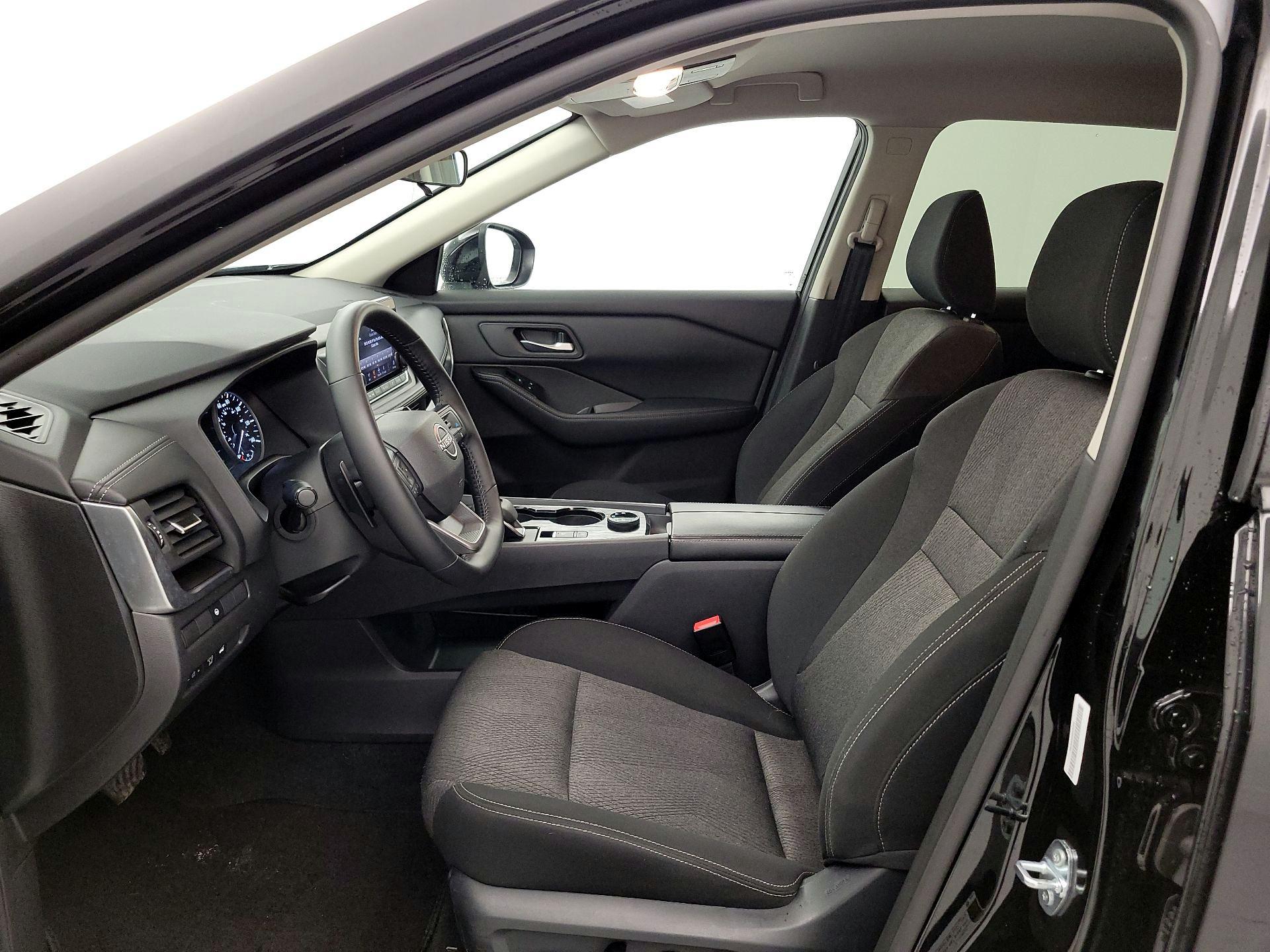 Thumbnail: 2025 Nissan Rogue - 11