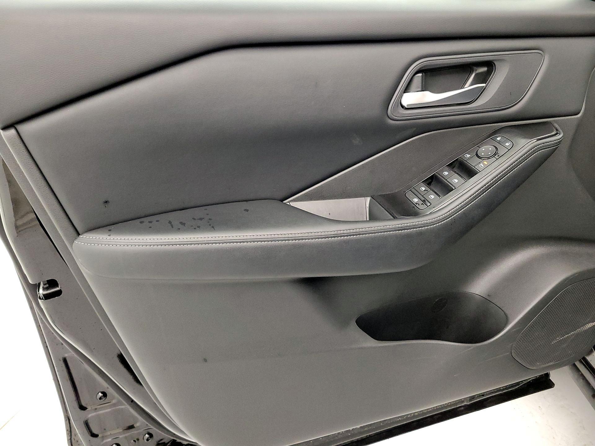 Thumbnail: 2025 Nissan Rogue - 12