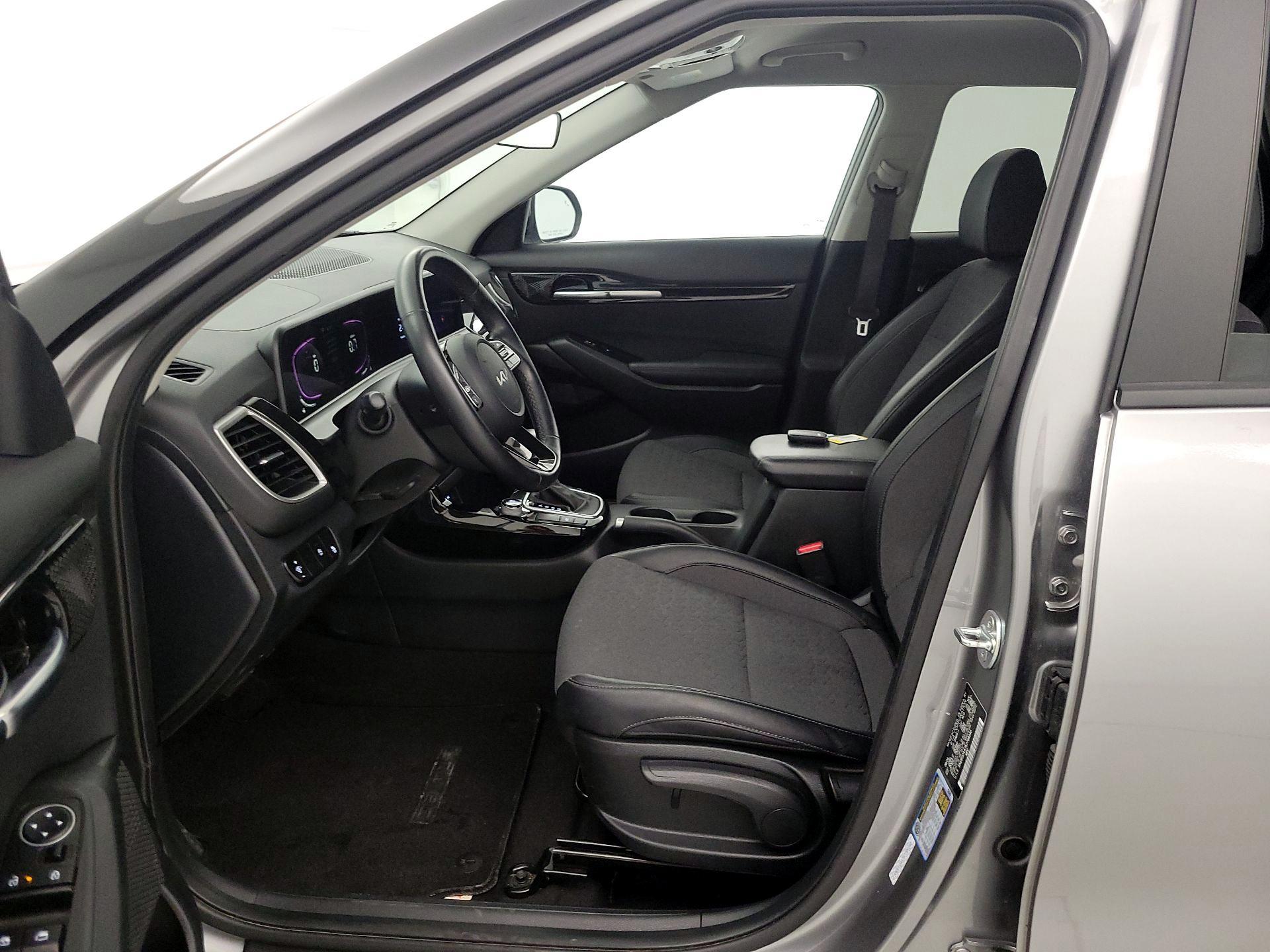 Thumbnail: 2025 Kia Seltos - 11