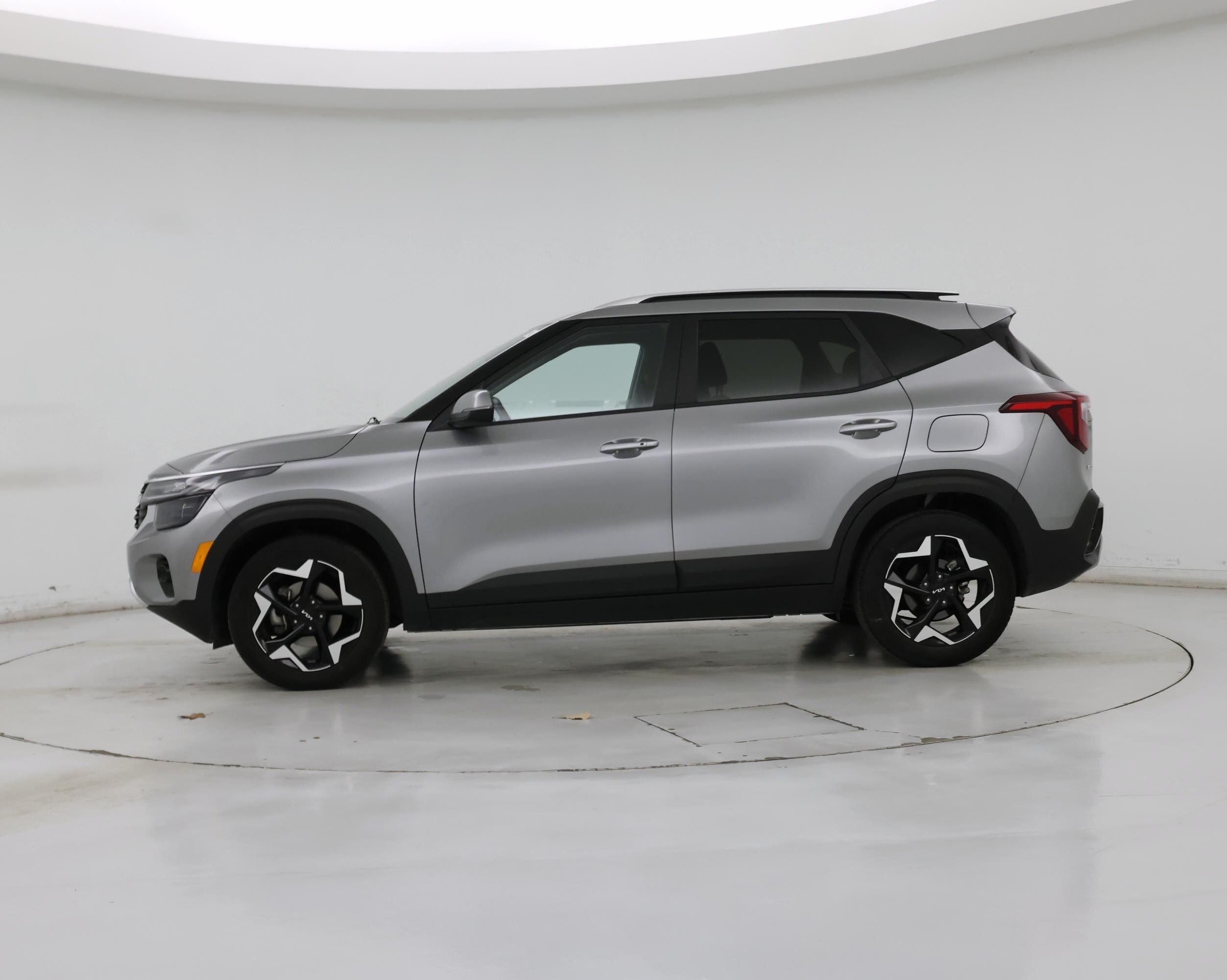 Thumbnail: 2025 Kia Seltos - 3