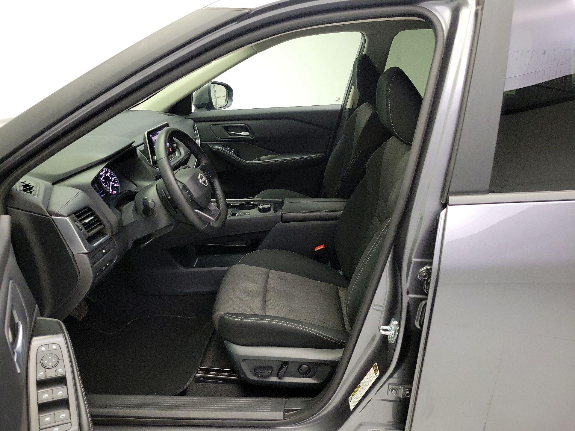 Thumbnail: 2025 Nissan Rogue - 11