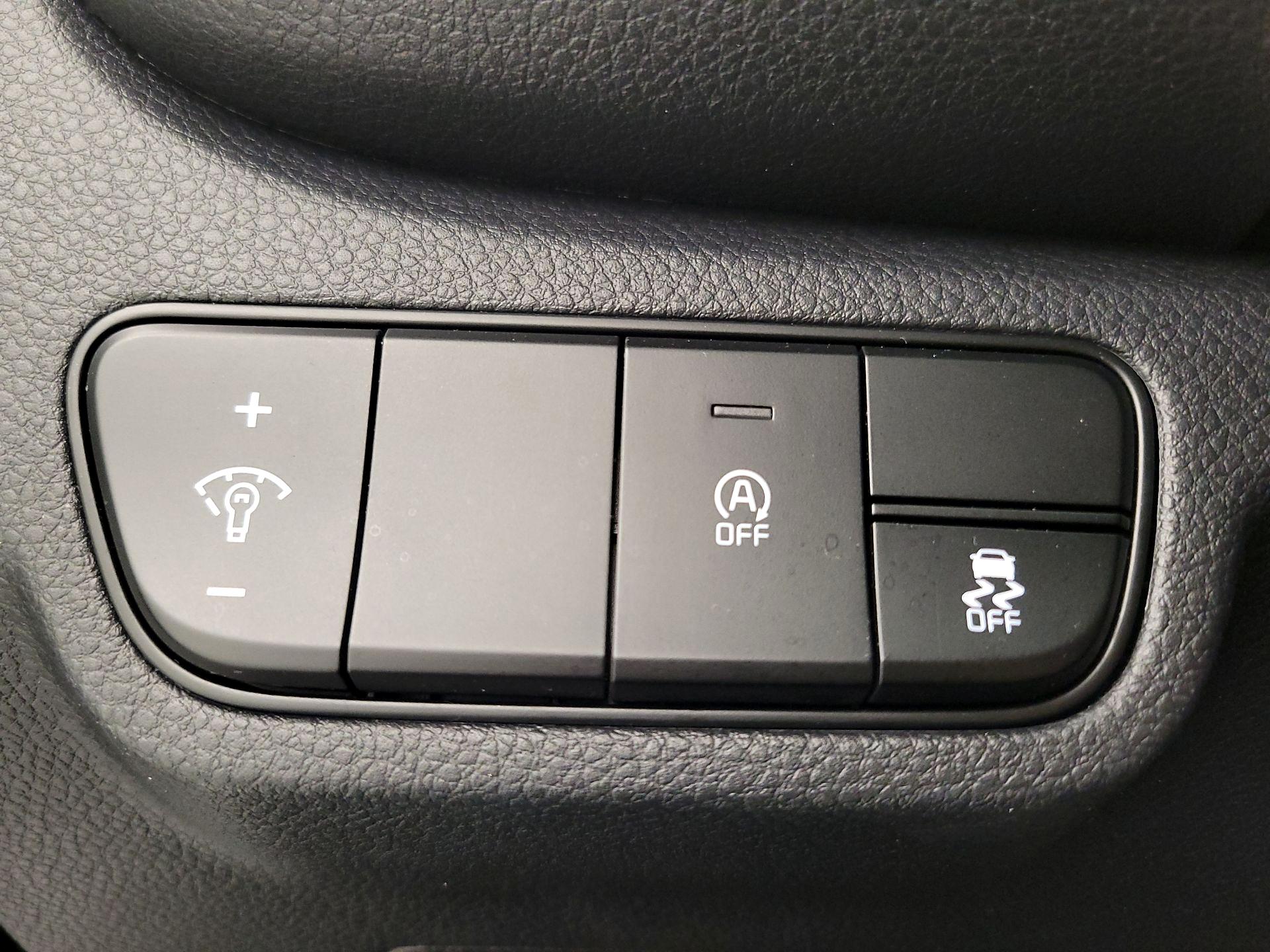 Thumbnail: 2025 Kia Seltos - 13