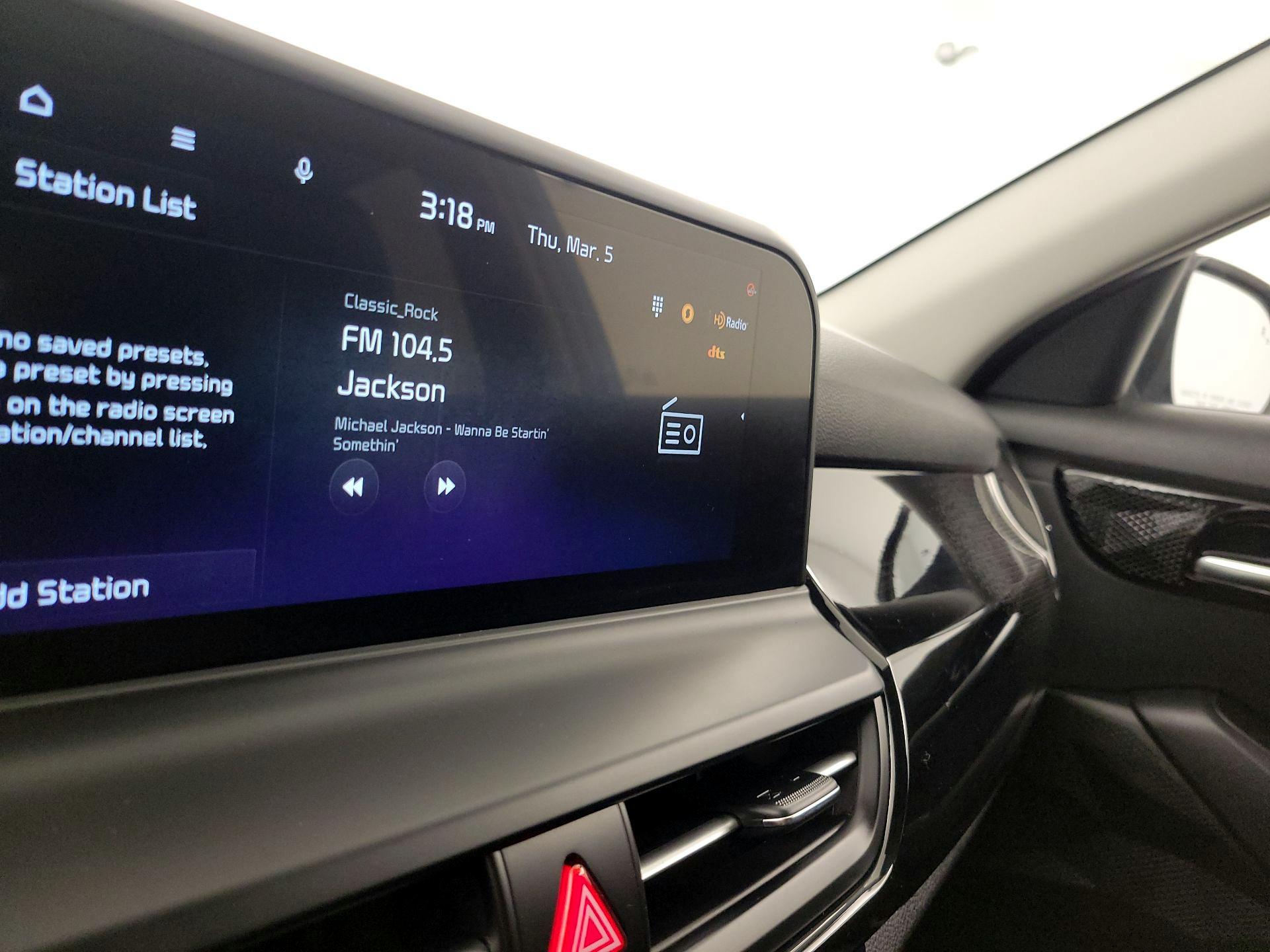 Thumbnail: 2025 Kia Seltos - 16