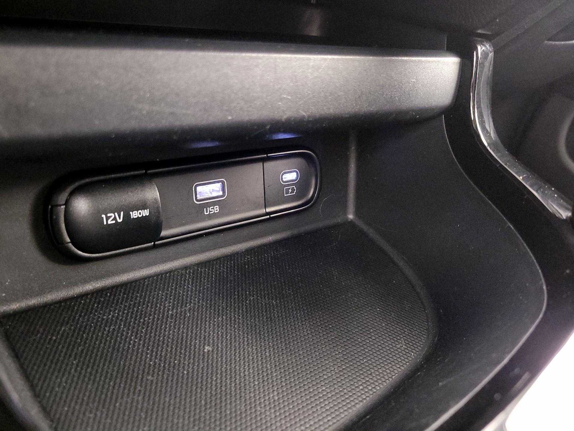 Thumbnail: 2025 Kia Seltos - 19