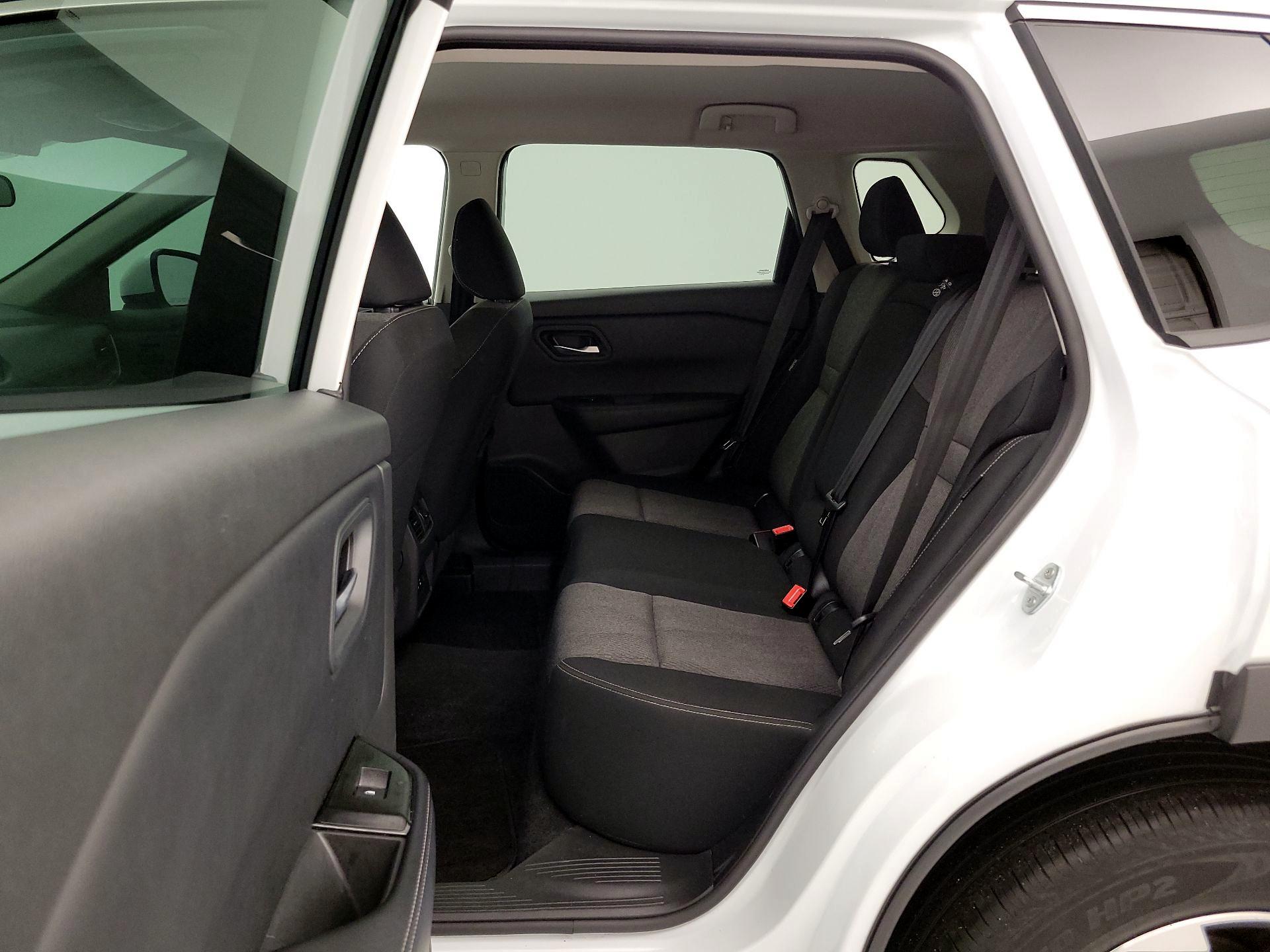 Thumbnail: 2025 Nissan Rogue - 19