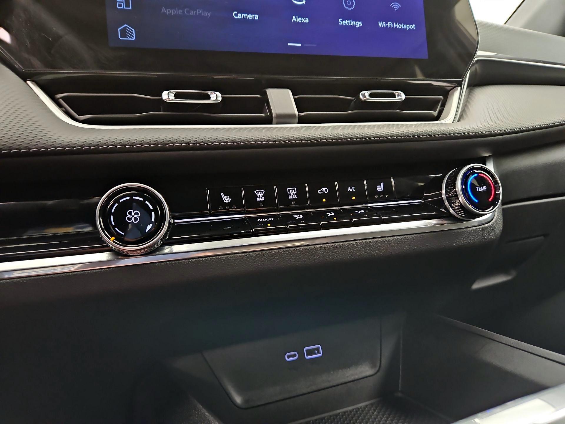 Thumbnail: 2025 Chevrolet Equinox - 17