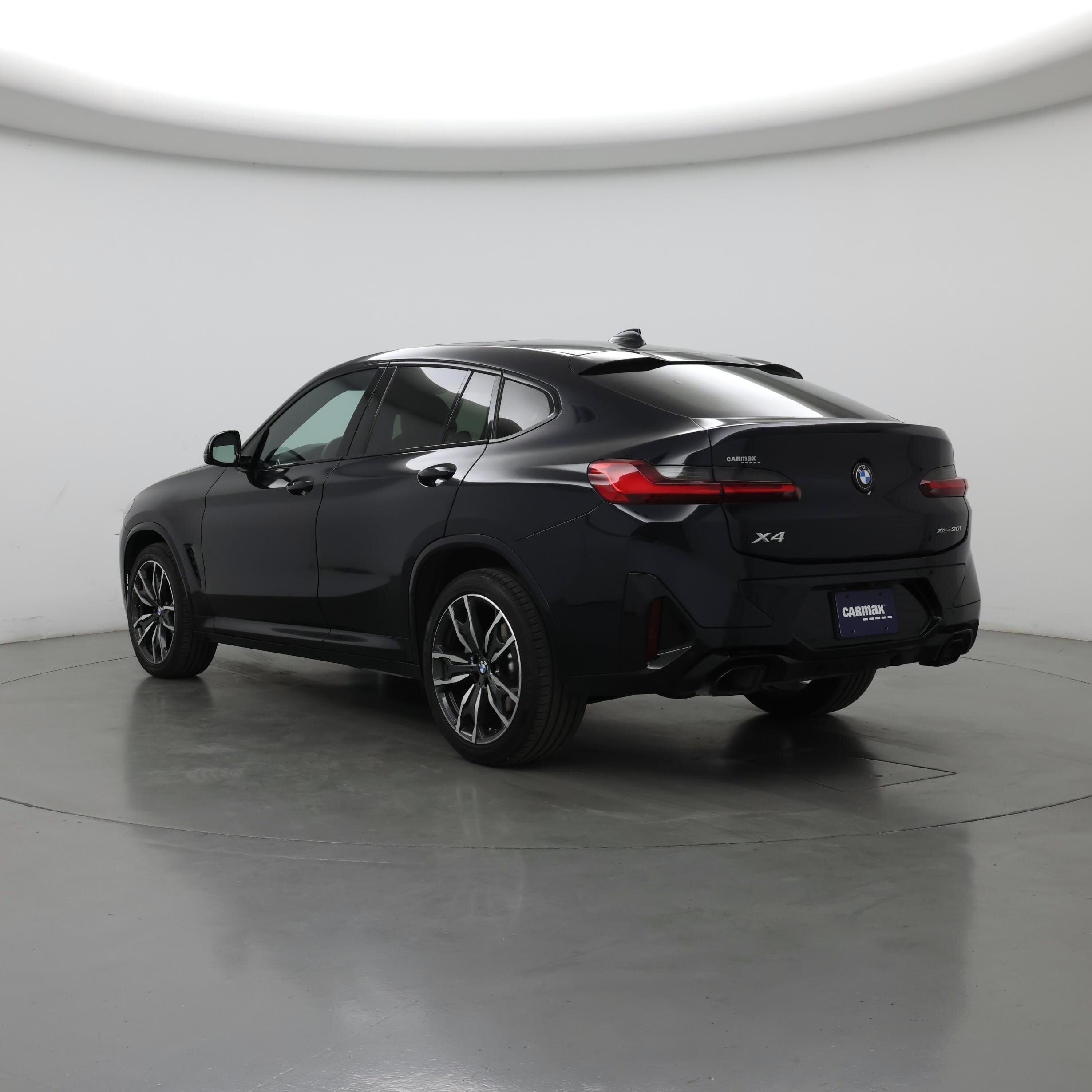 Thumbnail: 2023 BMW X4 - 2