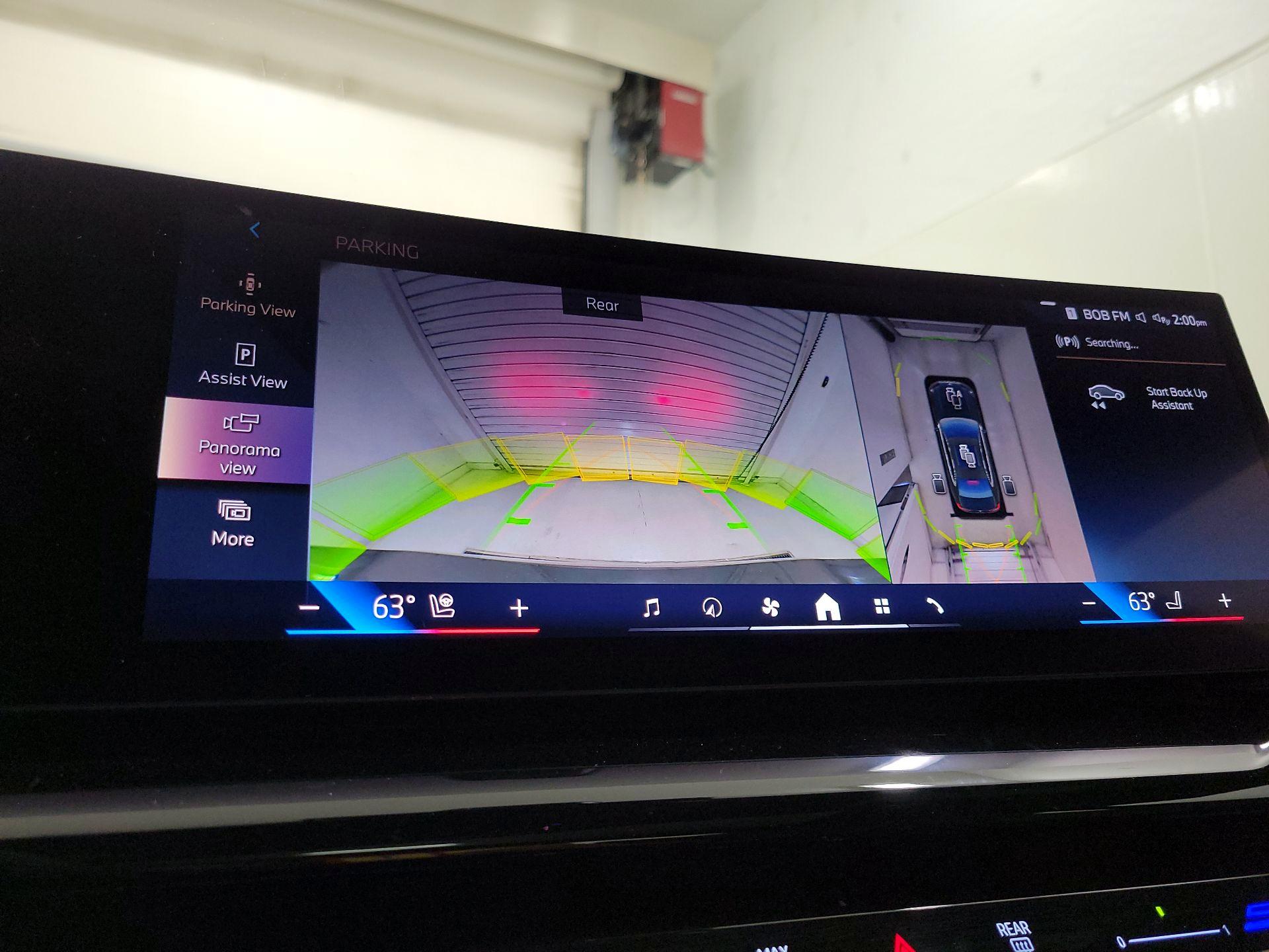 Thumbnail: 2025 BMW 5 Series - 14