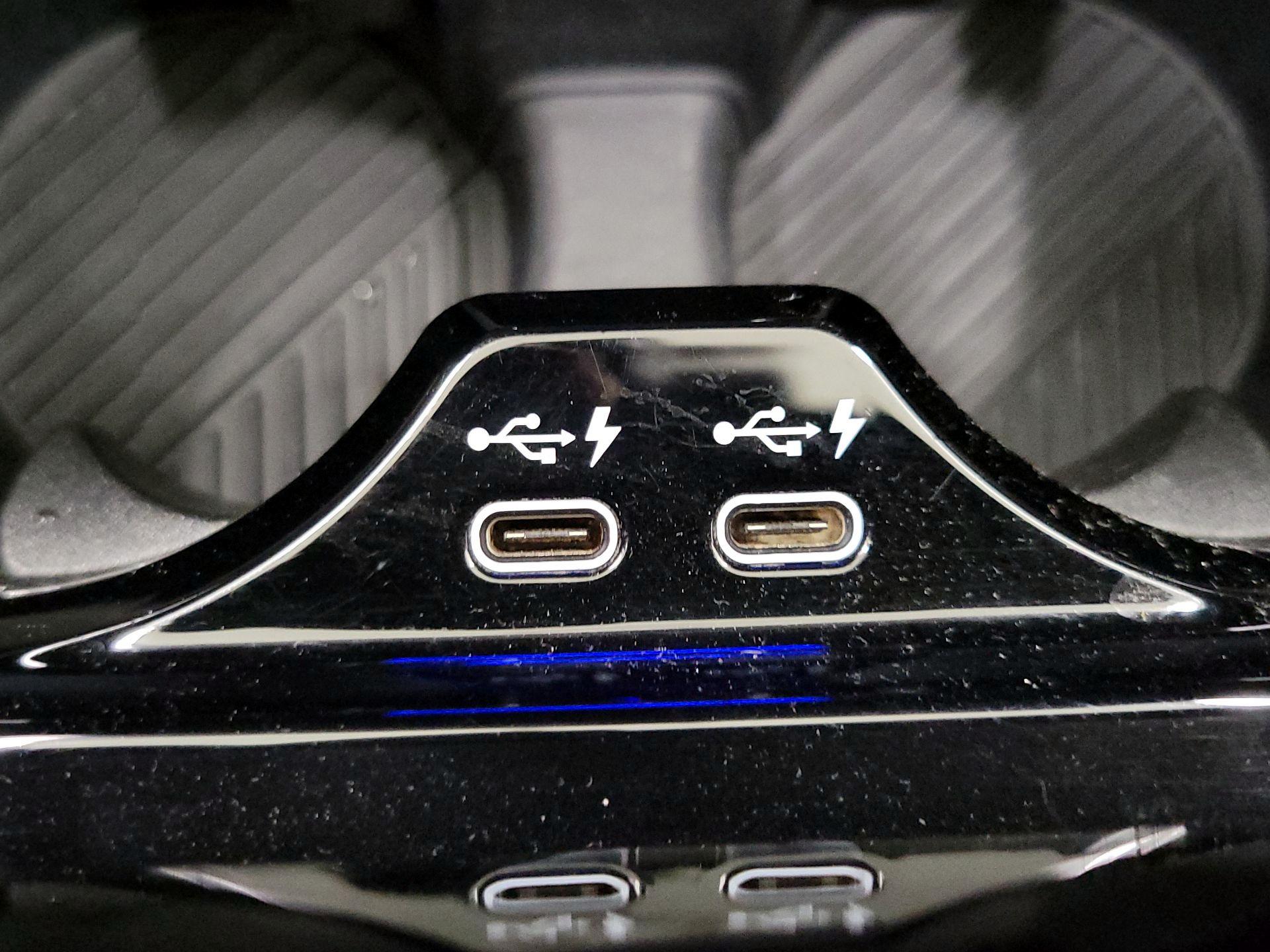 Thumbnail: 2025 BMW 5 Series - 18