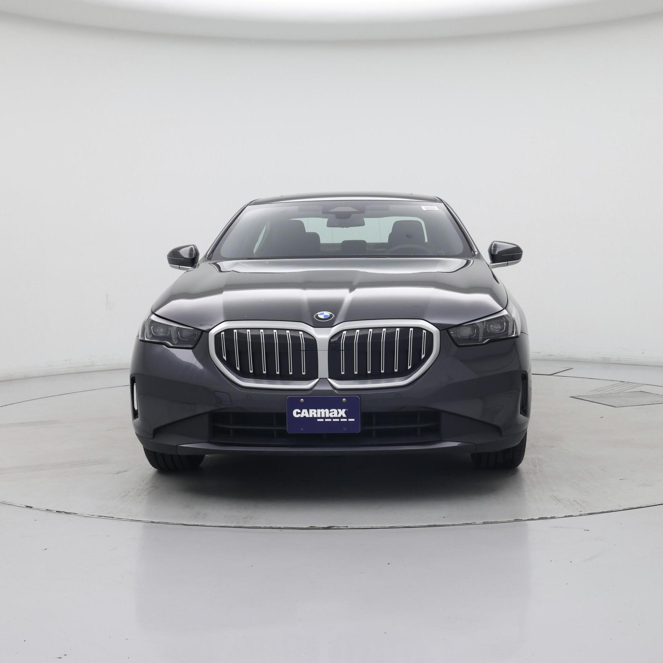 Thumbnail: 2025 BMW 5 Series - 5