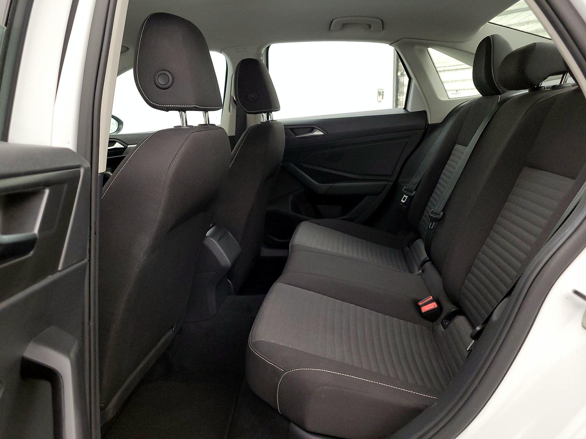 Thumbnail: 2024 Volkswagen Jetta - 19