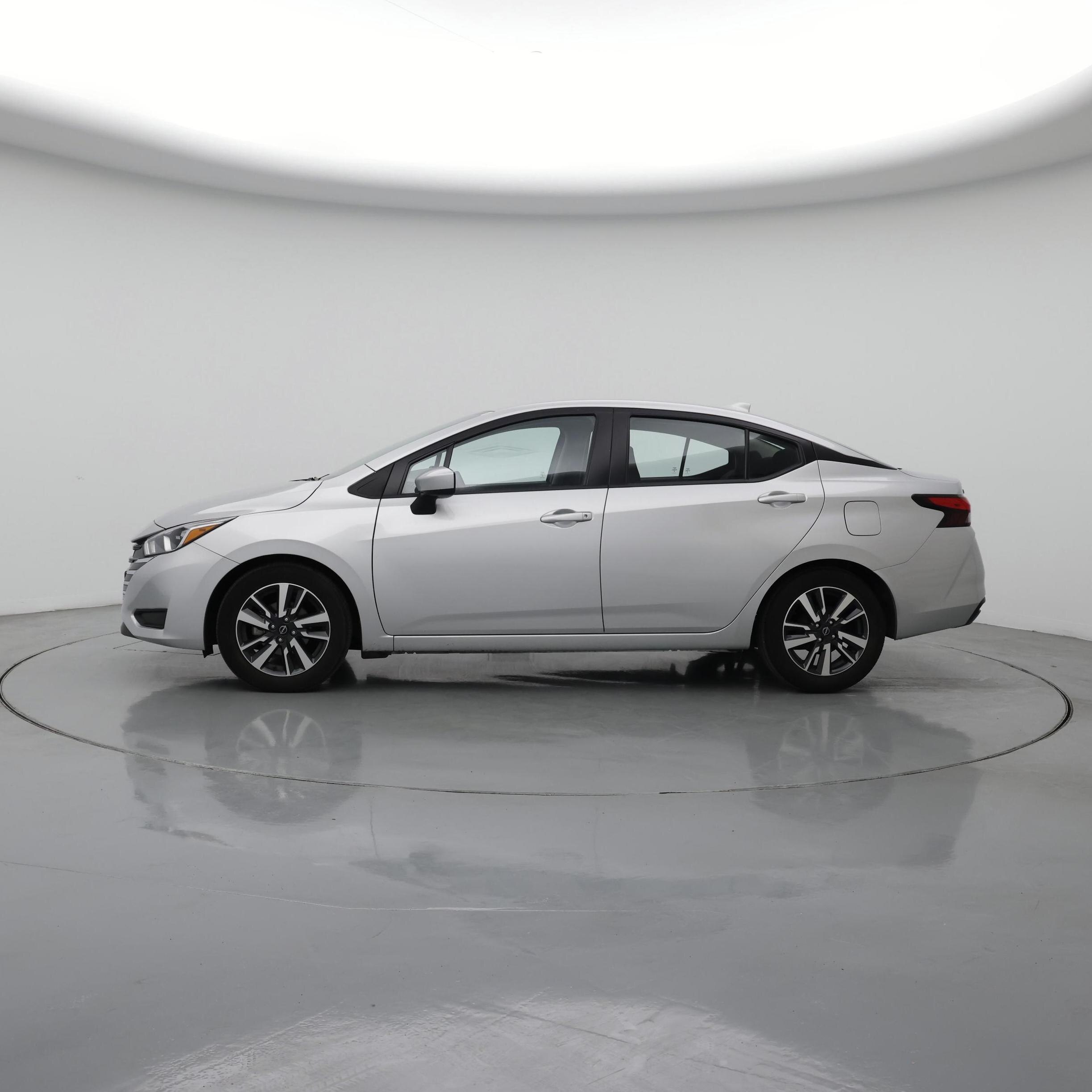 Thumbnail: 2024 Nissan Versa - 3