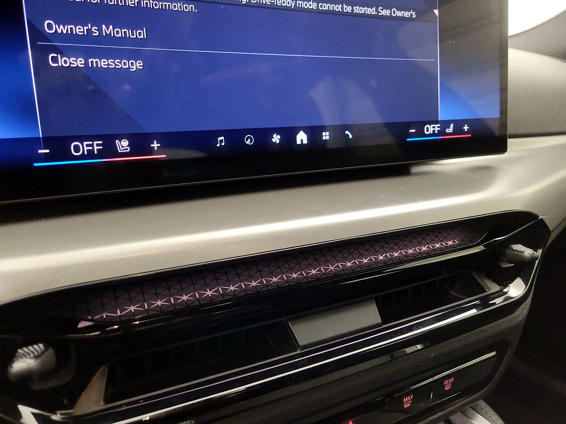 Thumbnail: 2025 BMW 4 Series - 17