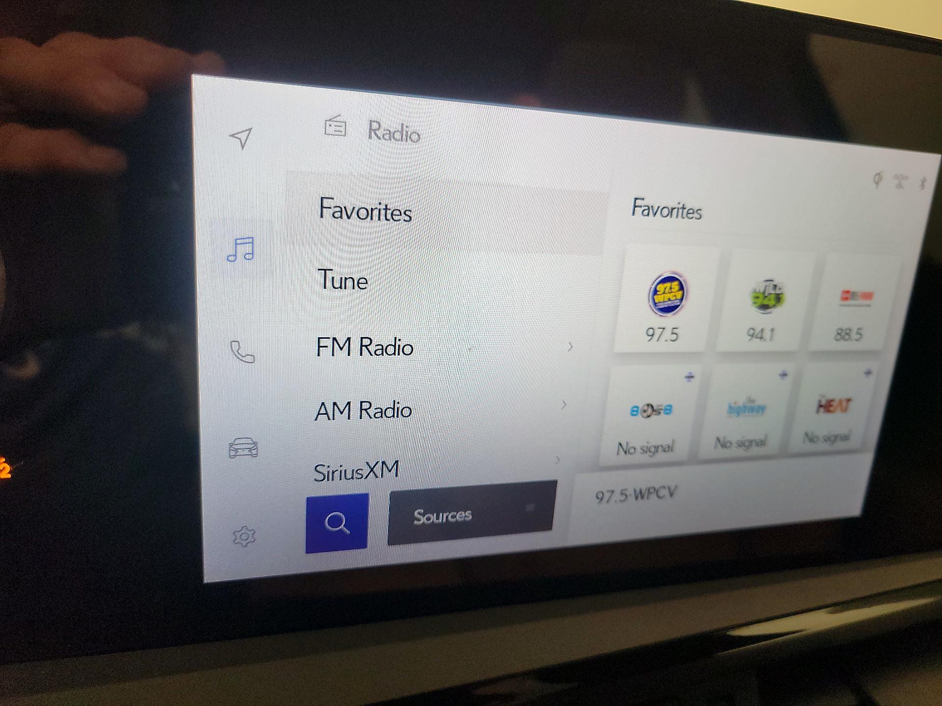Thumbnail: 2024 Lexus ES - 14