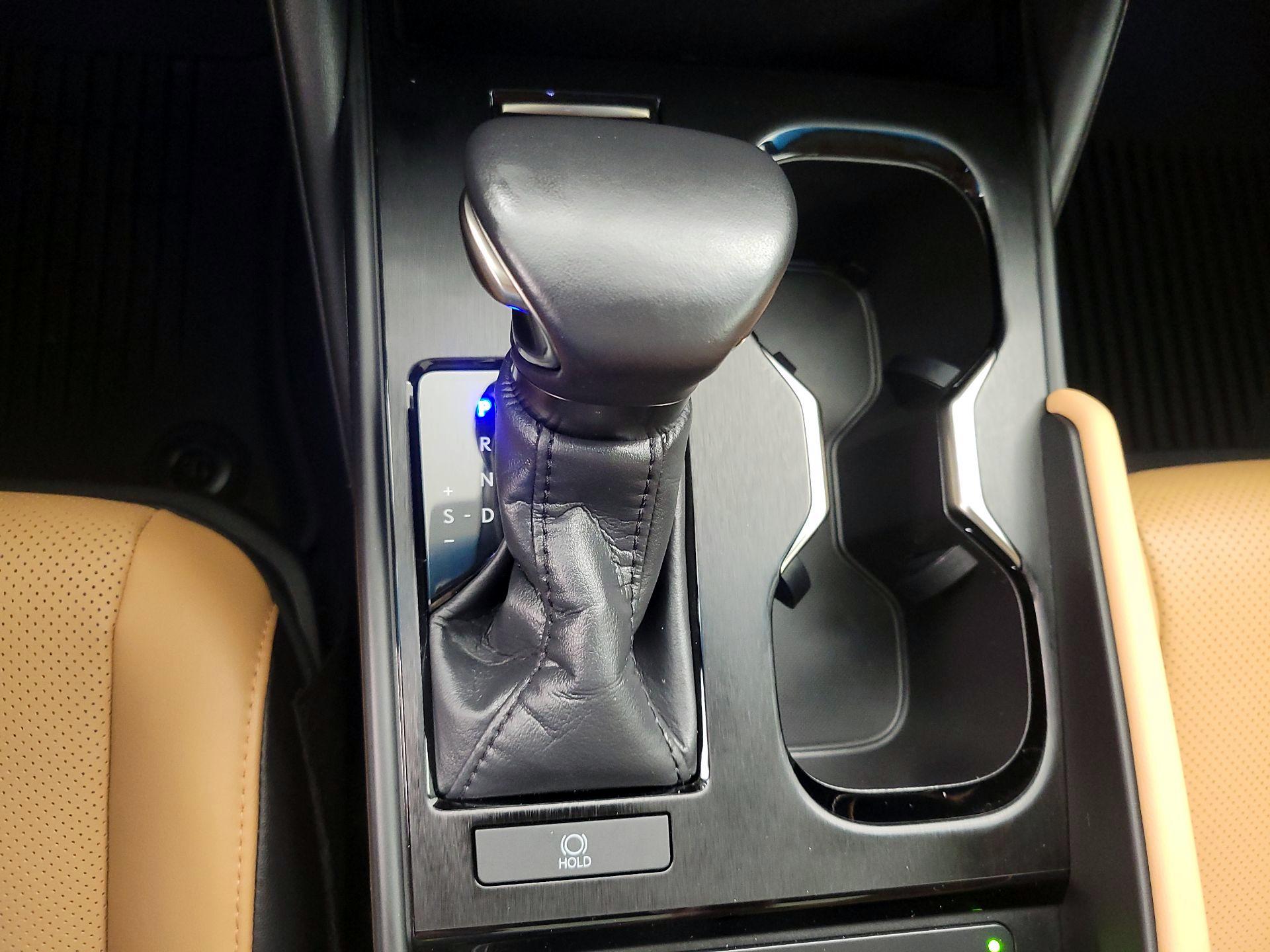 Thumbnail: 2024 Lexus ES - 16